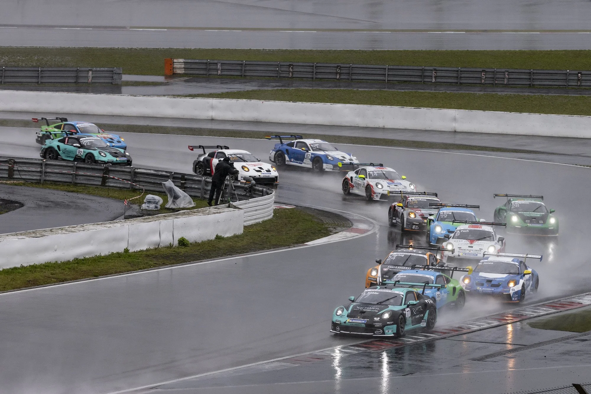 Huber Racing returns to the road to success at the Nürburgring