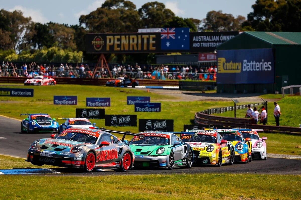 O'Keeffe, Cook seal Sandown round wins in wild Sunday sprint