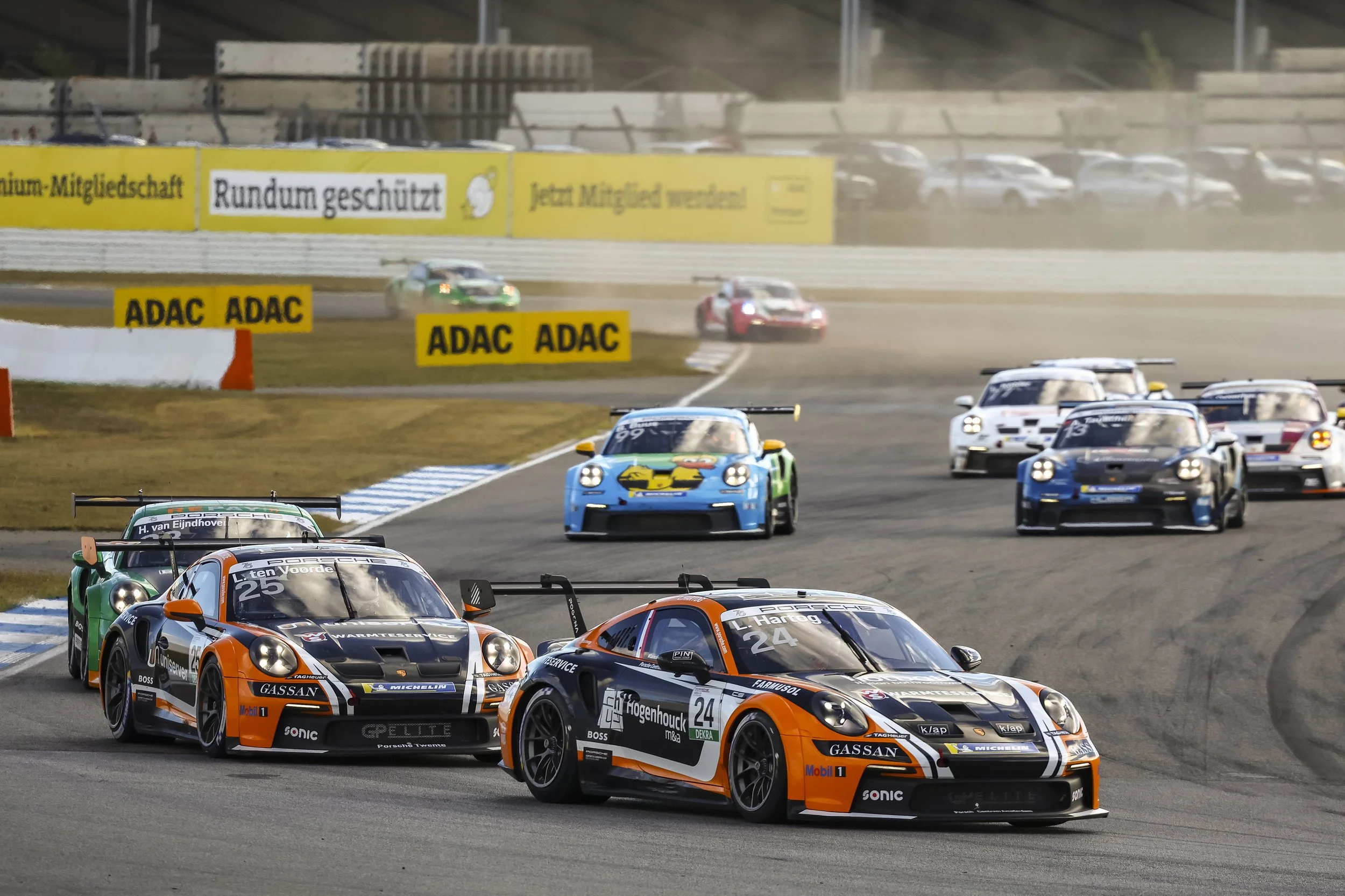 Victory for Loek Hartog, titles for rookie Theo Oeverhaus and Team GP Elite