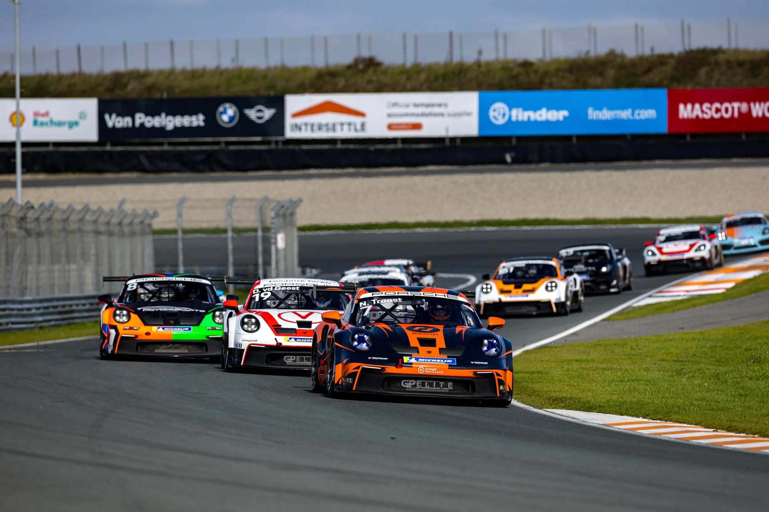 Even more competitive atmosphere at the renown circuits of the Benelux