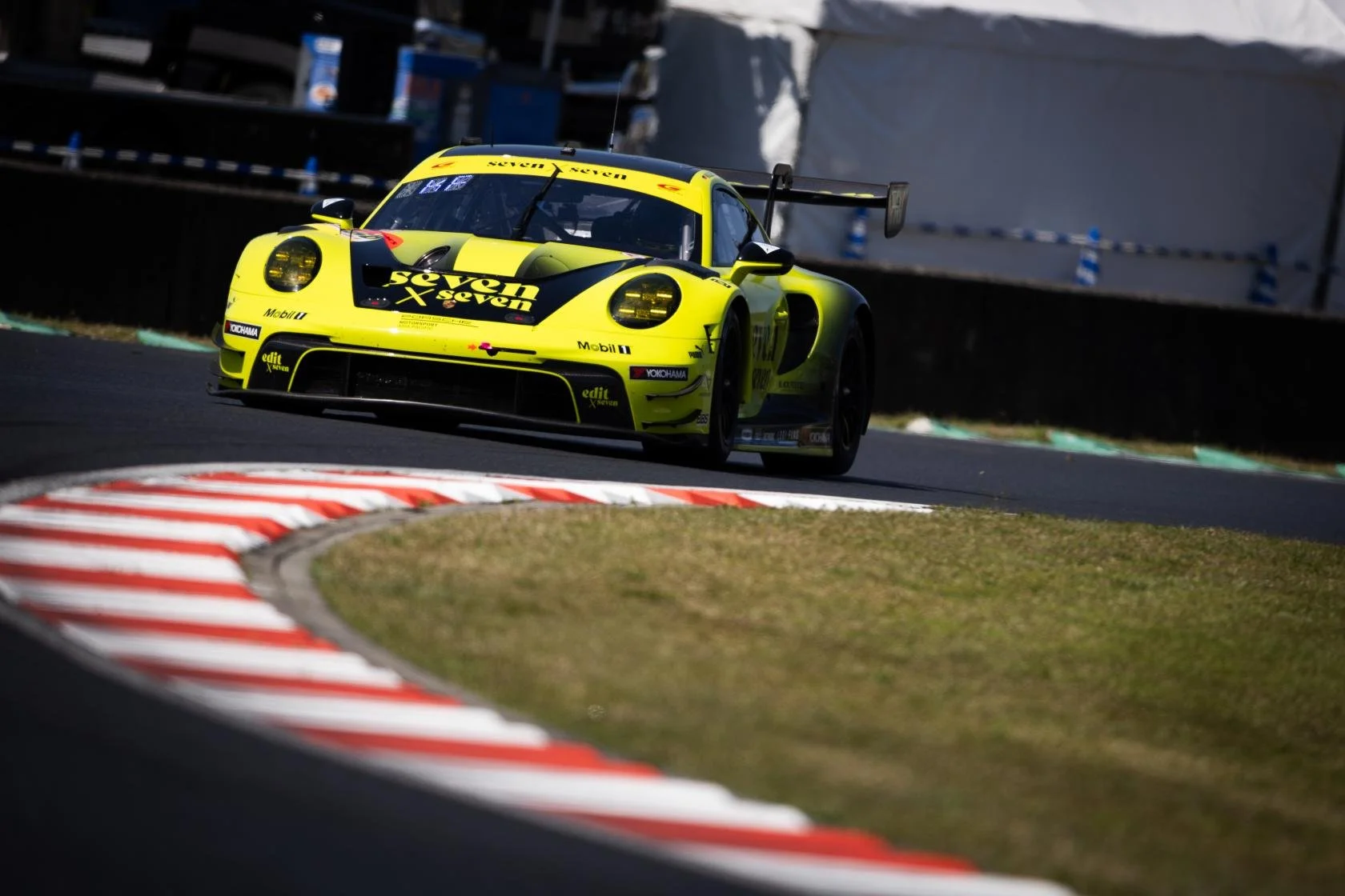 seven x seven Racing scores points in Super GT opener