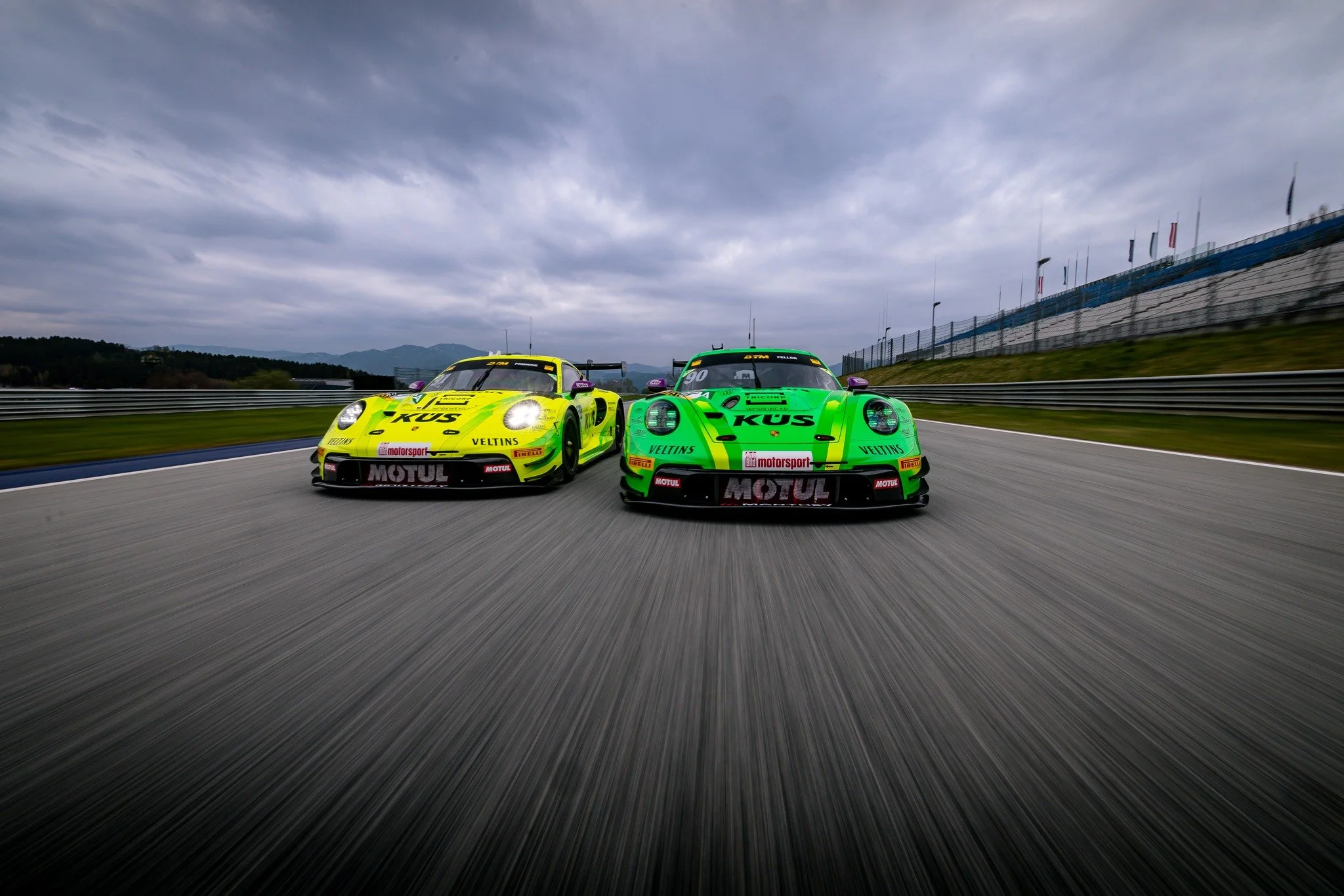 Manthey starts DTM title defence in cult look