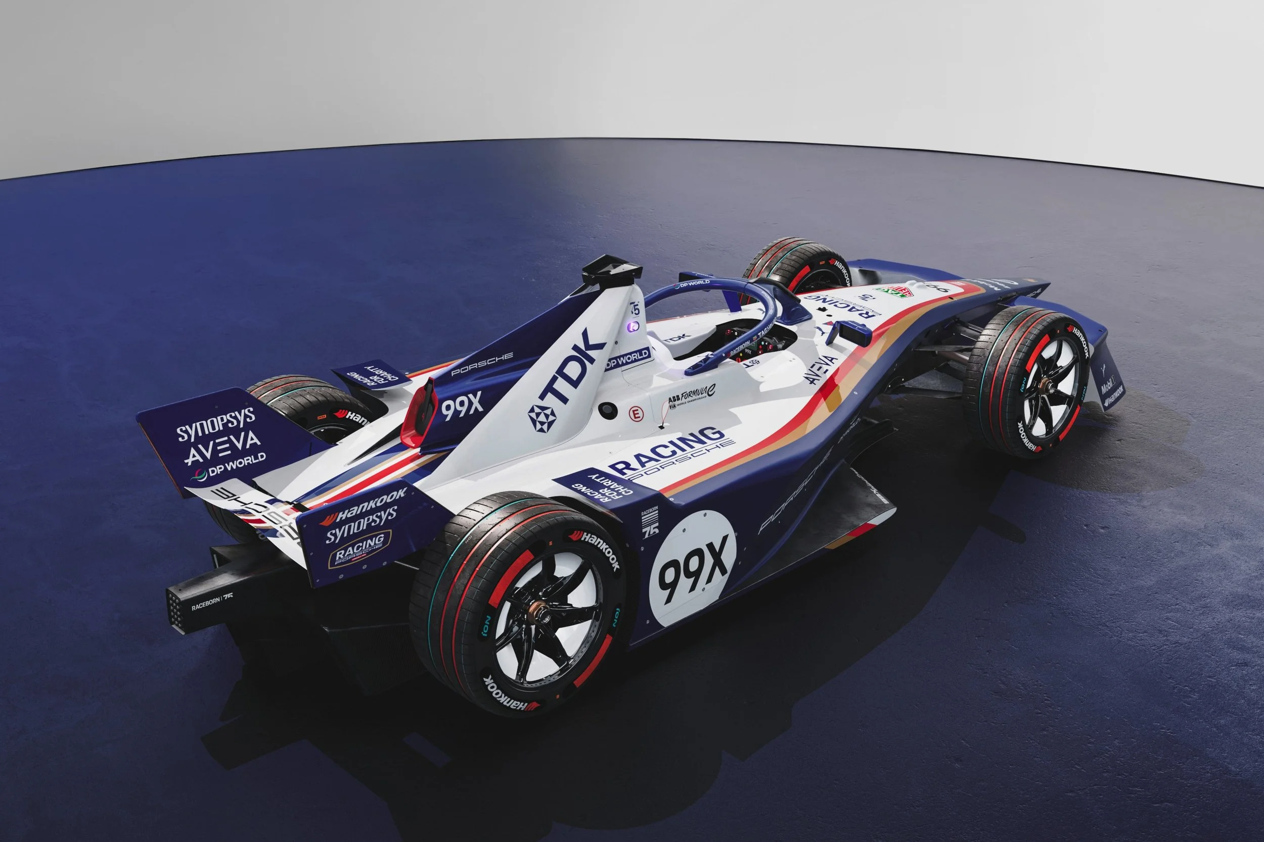 Historic colours for the finale: Wehrlein and Porsche fight for the titles in London