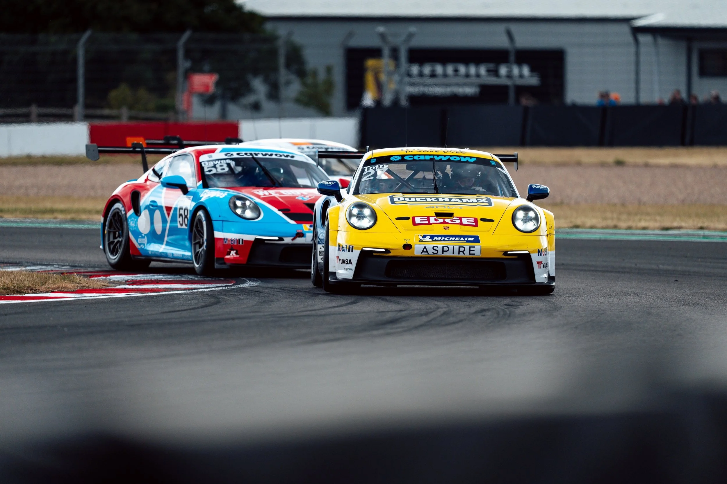 Duckhams Yausa Racing secures dramatic ProAm victory as title battle closes up