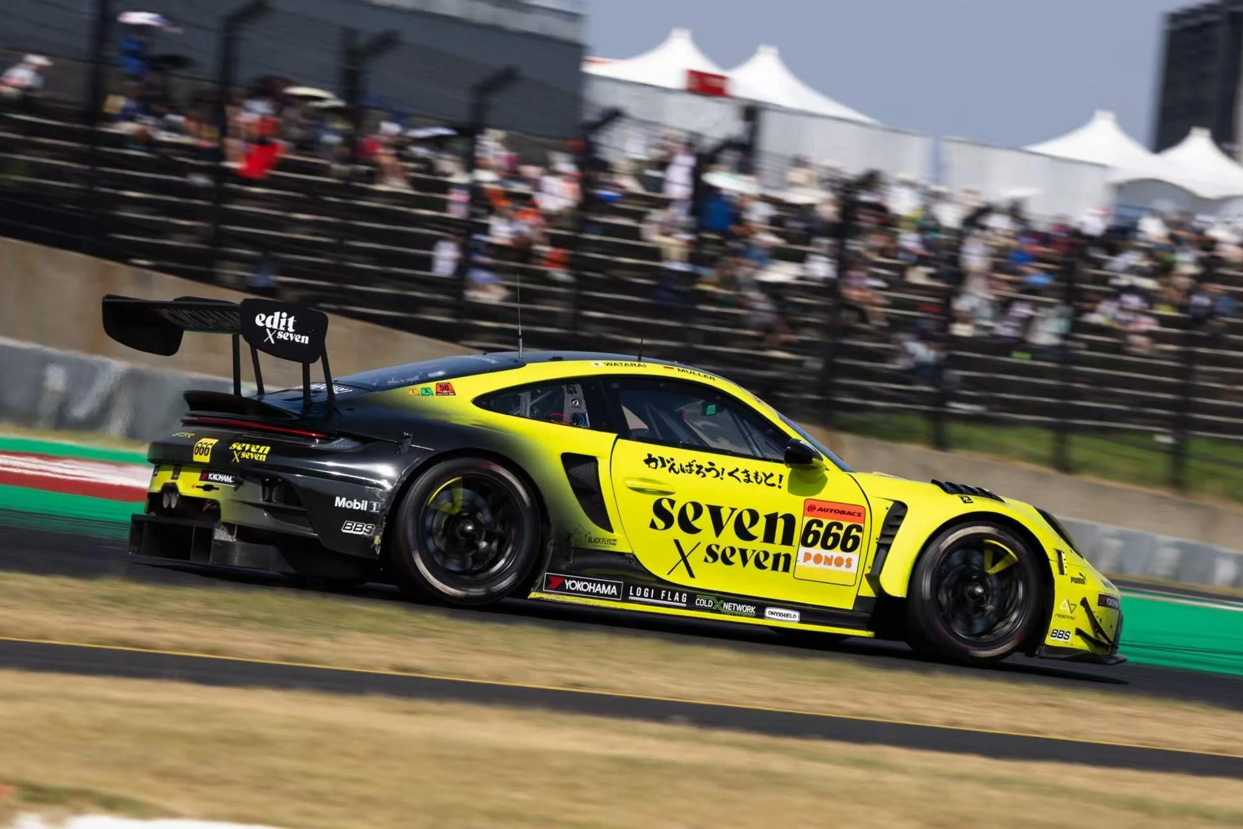 Porsche celebrates Thailand Super Series podiums and Super GT points