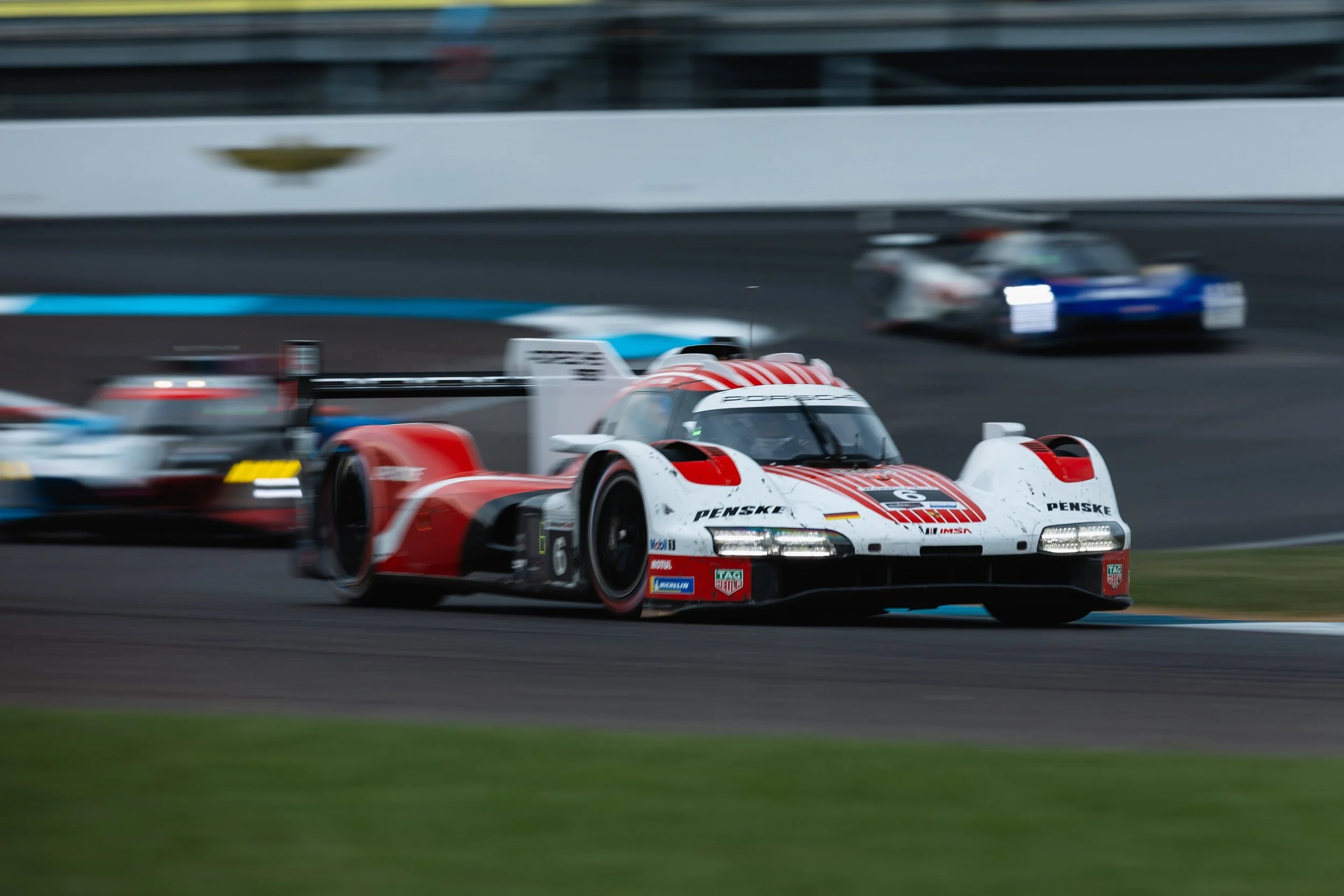 Porsche Penske Motorsport claims a podium finish at the “Battle on the Bricks”