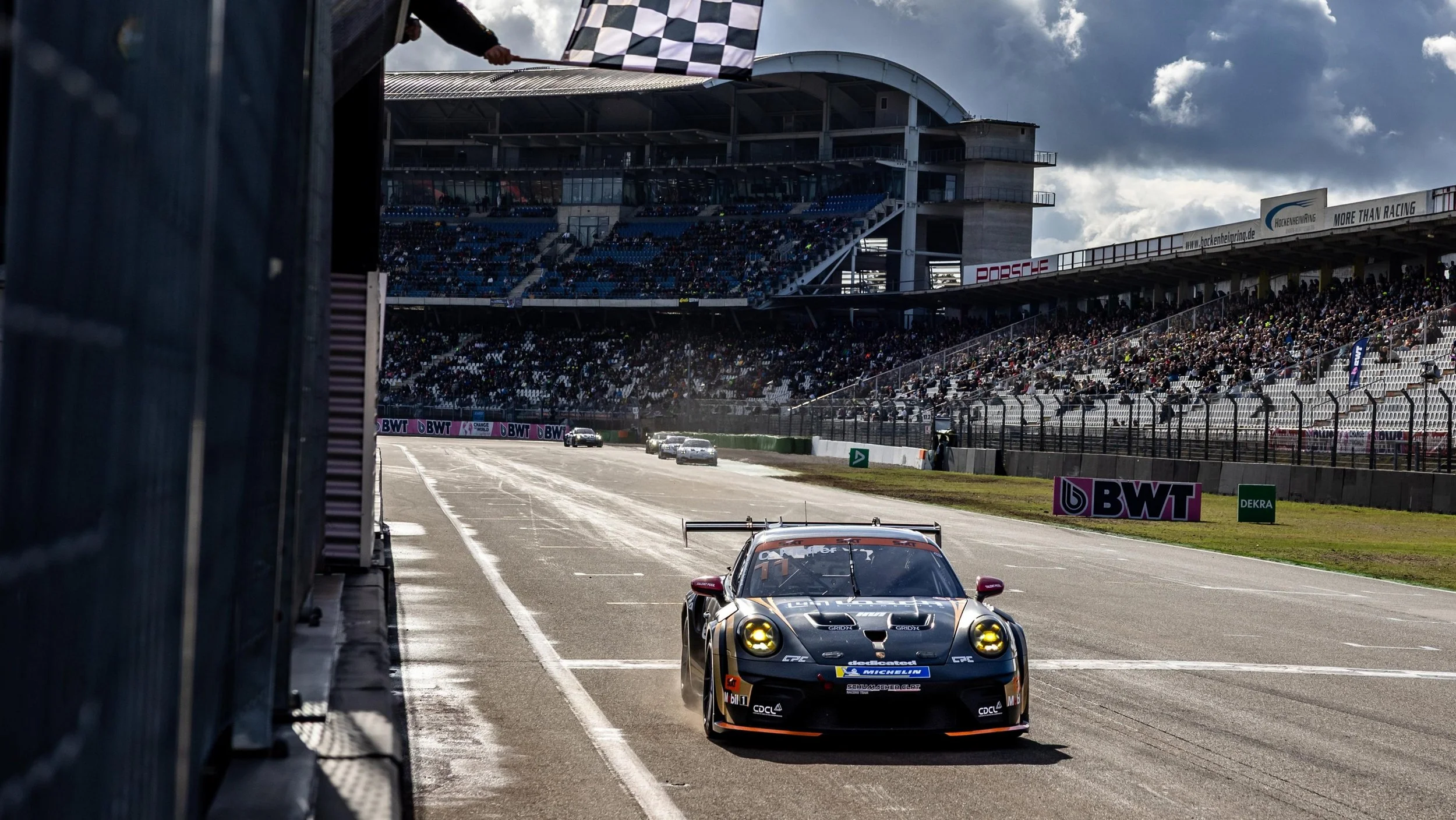 Chester Kieffer takes victory, championship to be decided in Sunday's final race