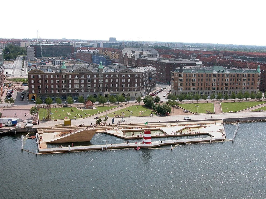 Islands Brygge Harbour Bath, Copenhagen, Denmark. Photo by ArchDaily