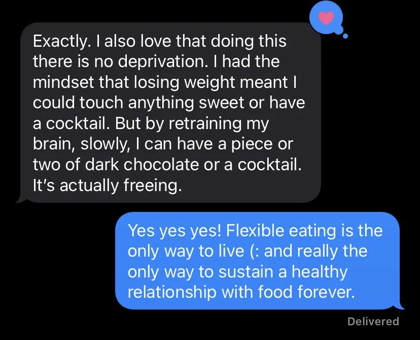 A screenshot of a conversation on a messaging app about eating habits and self-control, with a darker background and white and blue texts.