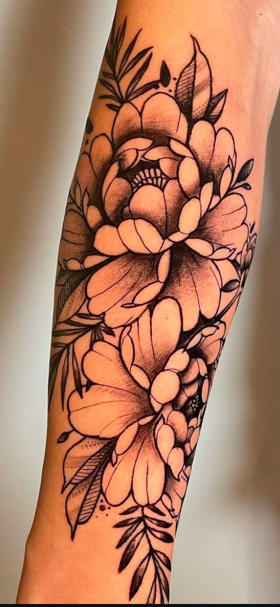 josh-illustrative-flower-tattoo.JPG