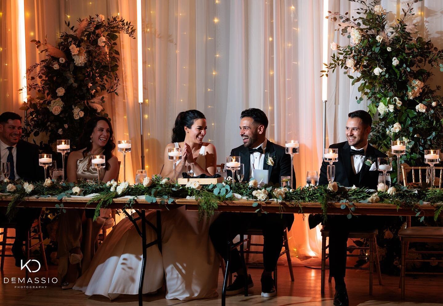 Find a best man that makes you laugh this hard during his toast 👏🙌

Cheers to Alex and Niko! Married 1&bull;28&bull;2023🥂

Thank you to all of our vendors:
Photographer: @kevindemassiophotography 
Florals: @eefloraldesign 
Decor/lighting: @totalev