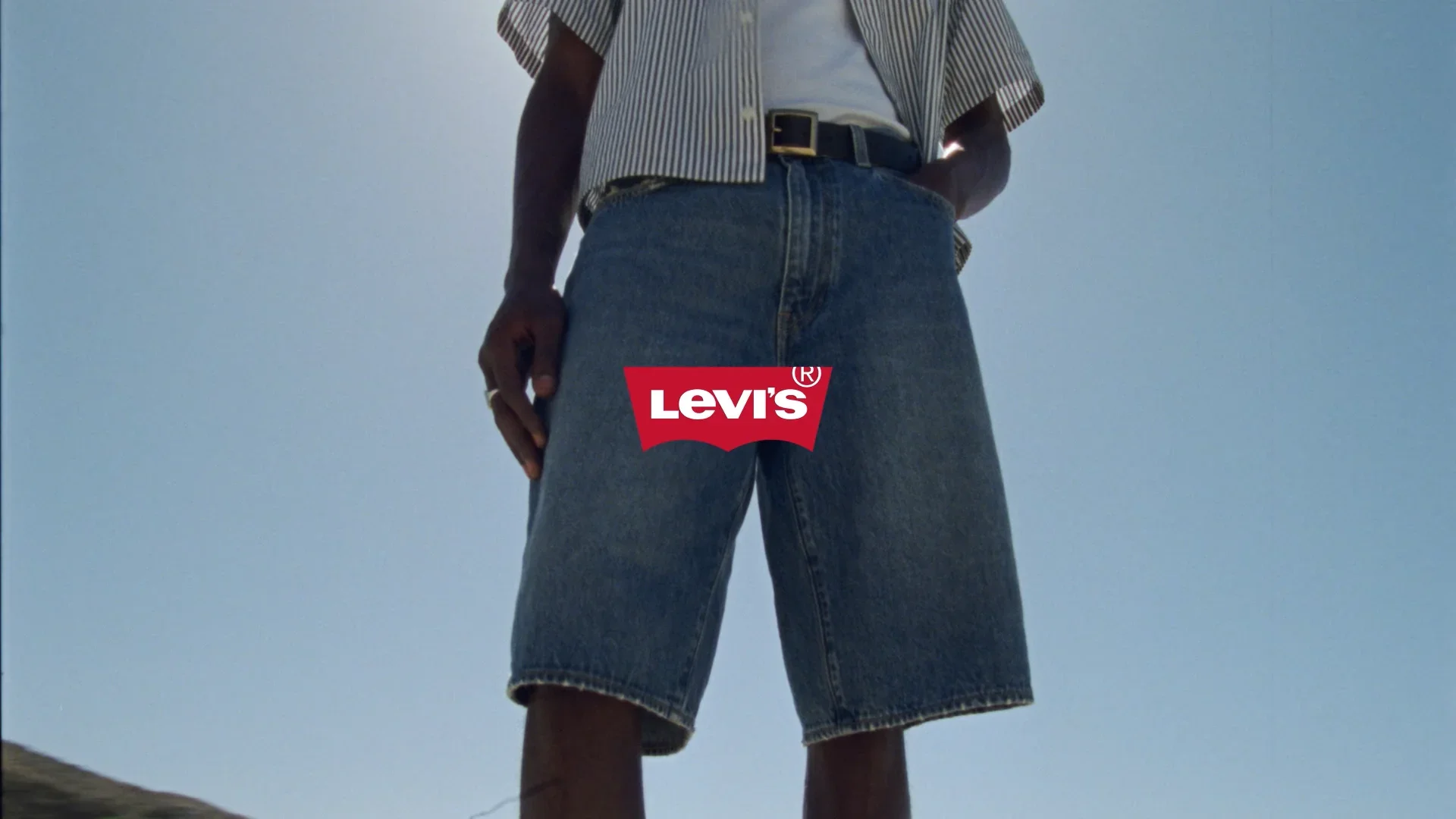 LEVIs feel the breeze campaign.webp