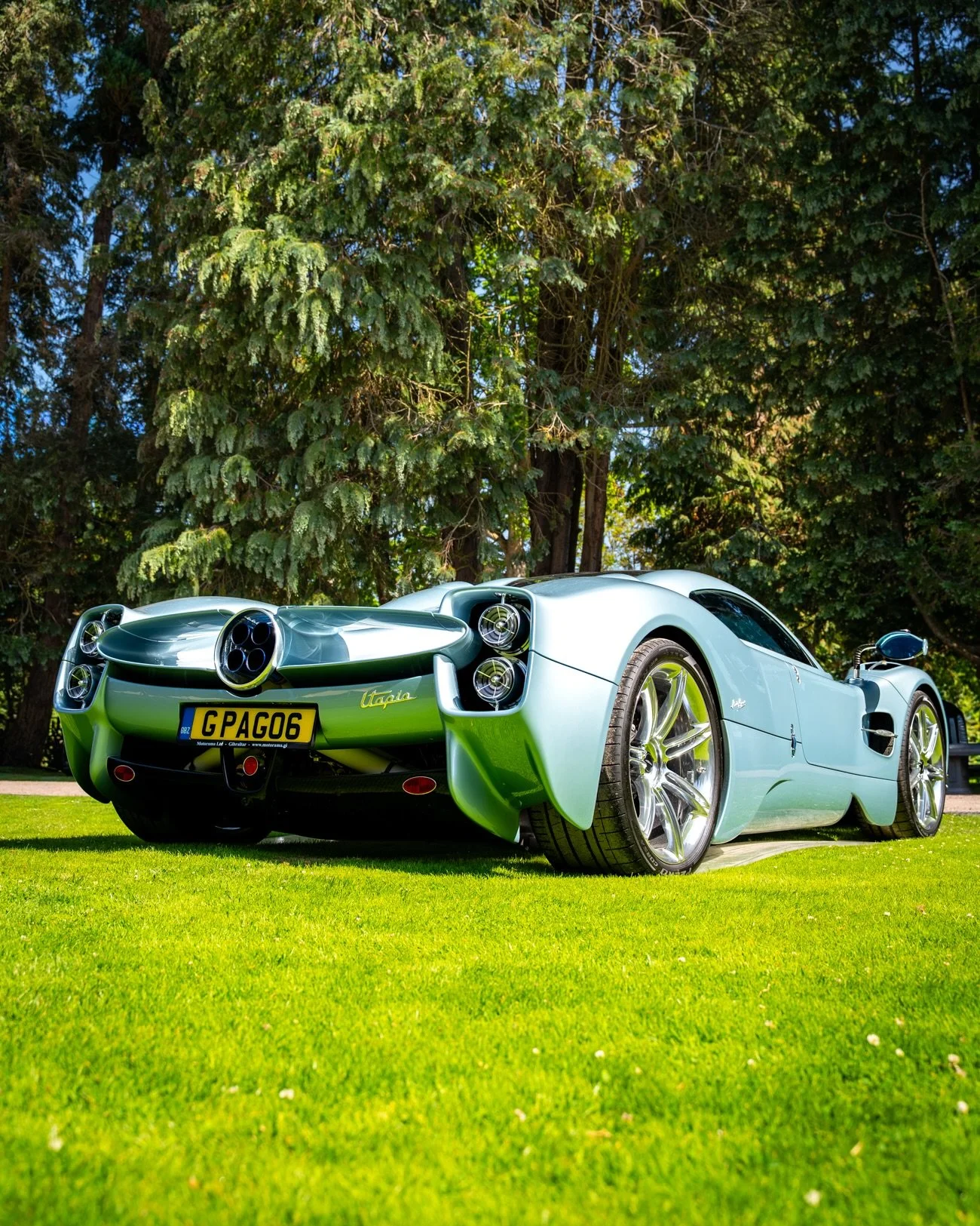 Pagani Utopia - Proof that perfection can take shape.

Founded by Argentine-Italian visionary Horacio Pagani, the marque has always blended Italian artistry with relentless engineering innovation. The Utopia is more than a hypercar; it&rsquo;s the cu