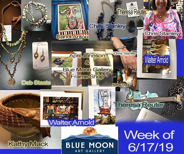 Wow, what a fun week at Blue Moon Gallery!
Lots of happy customers! Really nice to see downtown so busy again. It&rsquo;s been a good year so far! .
.
.
.
#robtravisphotography #framing #pictureframing #fineartphotography #artgallery #SmallBusiness #