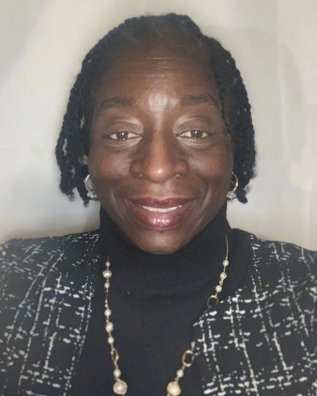 ✨ Meet Glynis Phillips, one of Union Capital Springfield&rsquo;s inspiring Network Coordinators!

From helping neighbors navigate the UCB app to partnering with Baystate Health and Brightwood Food Pantry, Glynis is all about building connection, dign