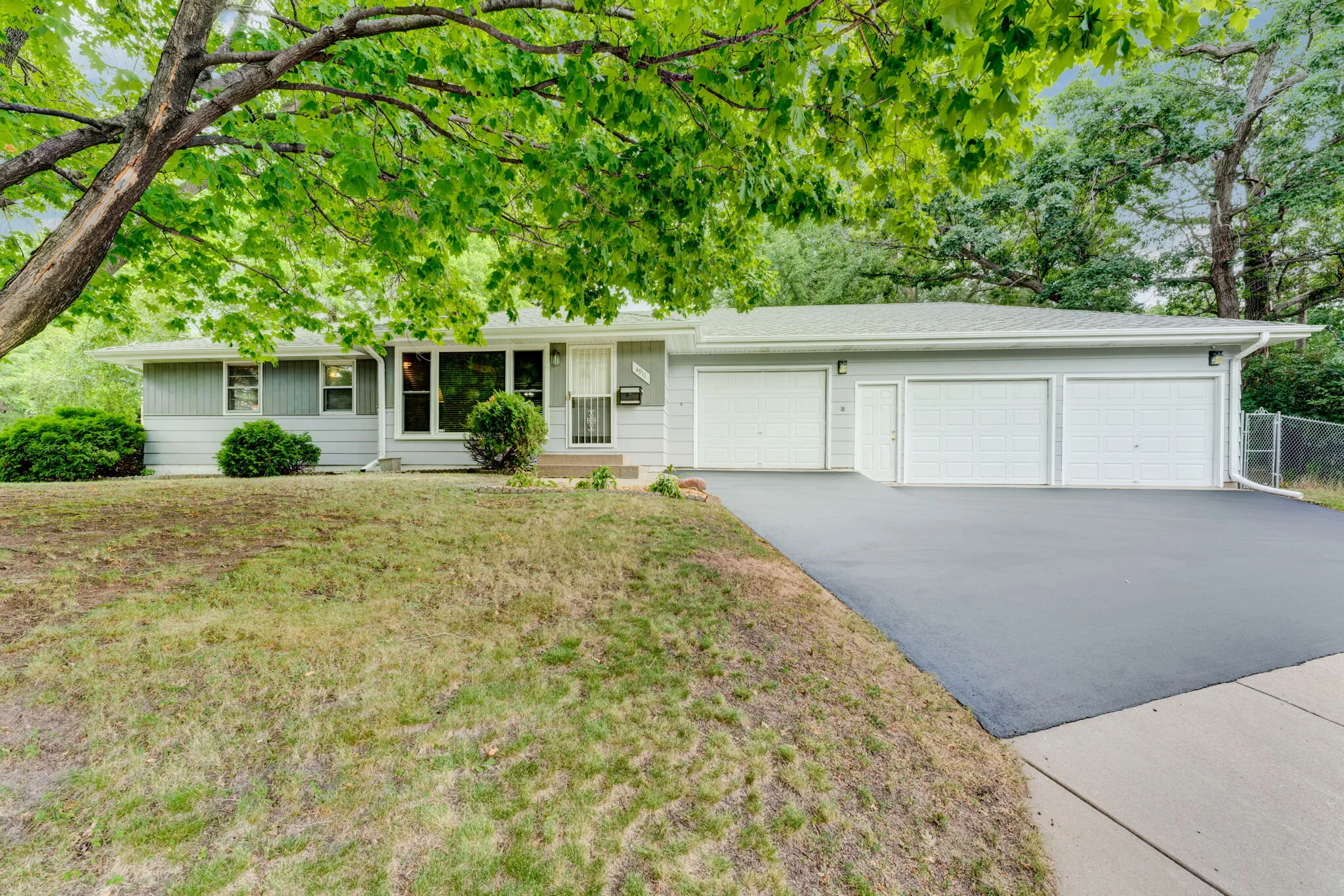 4911 E Upland Crest - $224,900