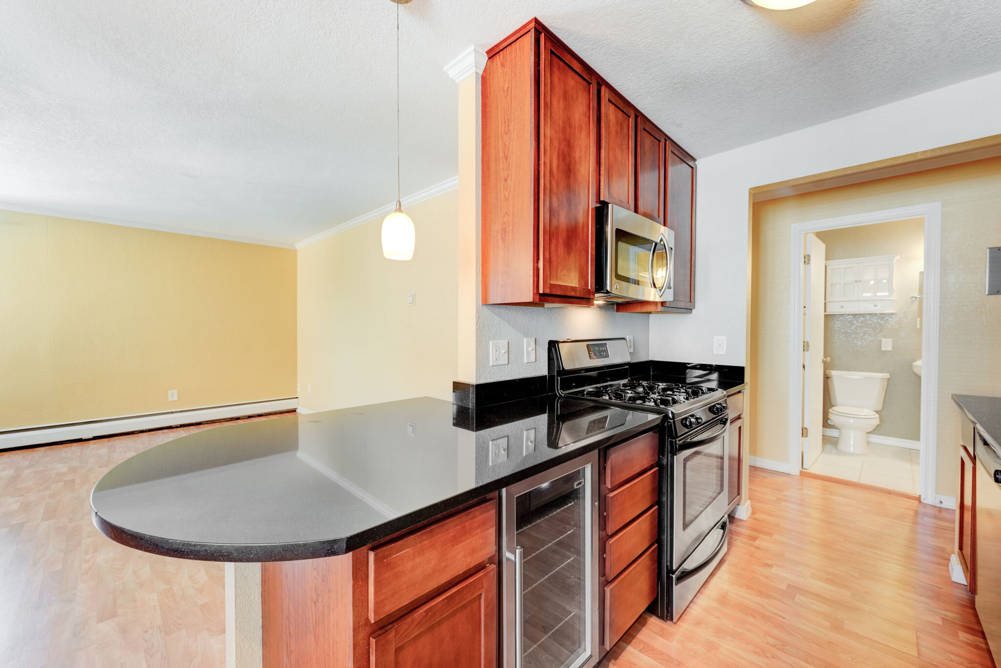 3120+Hennepin+Ave+S+Minneapolis-6-large-Kitchen.jpg