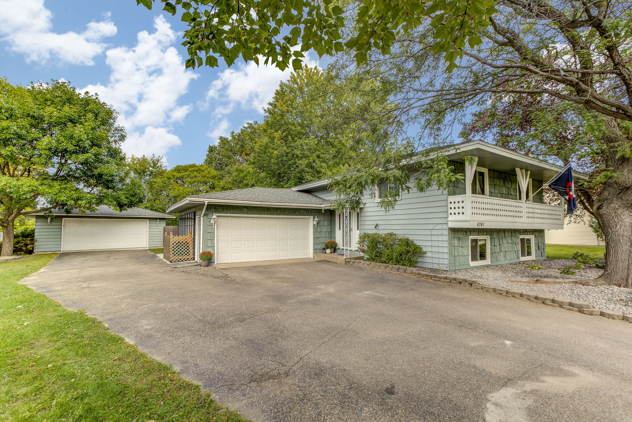 6241 Zealand Ave N., Brooklyn Park.  $284,900.  On The Market!