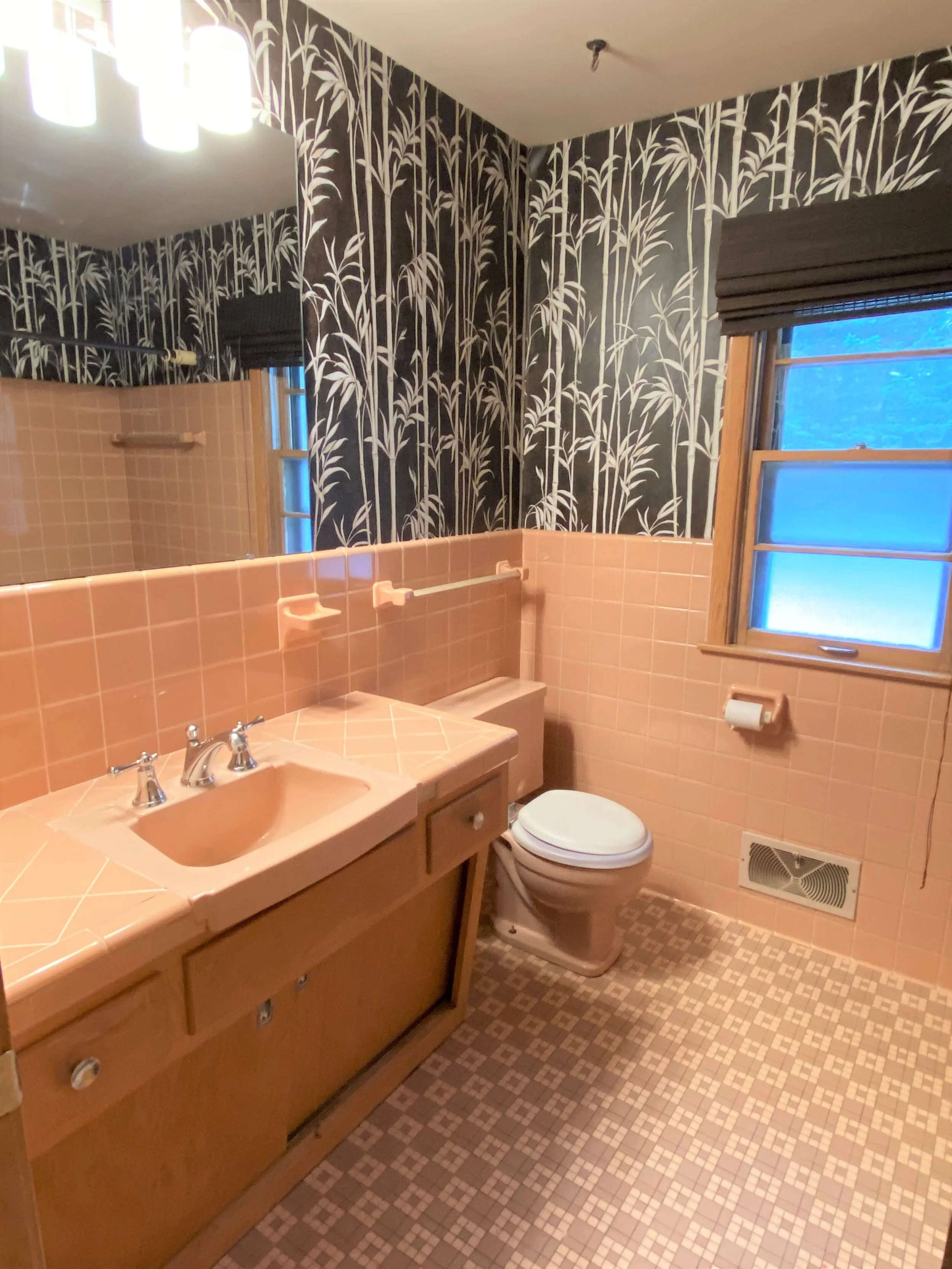 Bathroom 1.jpg