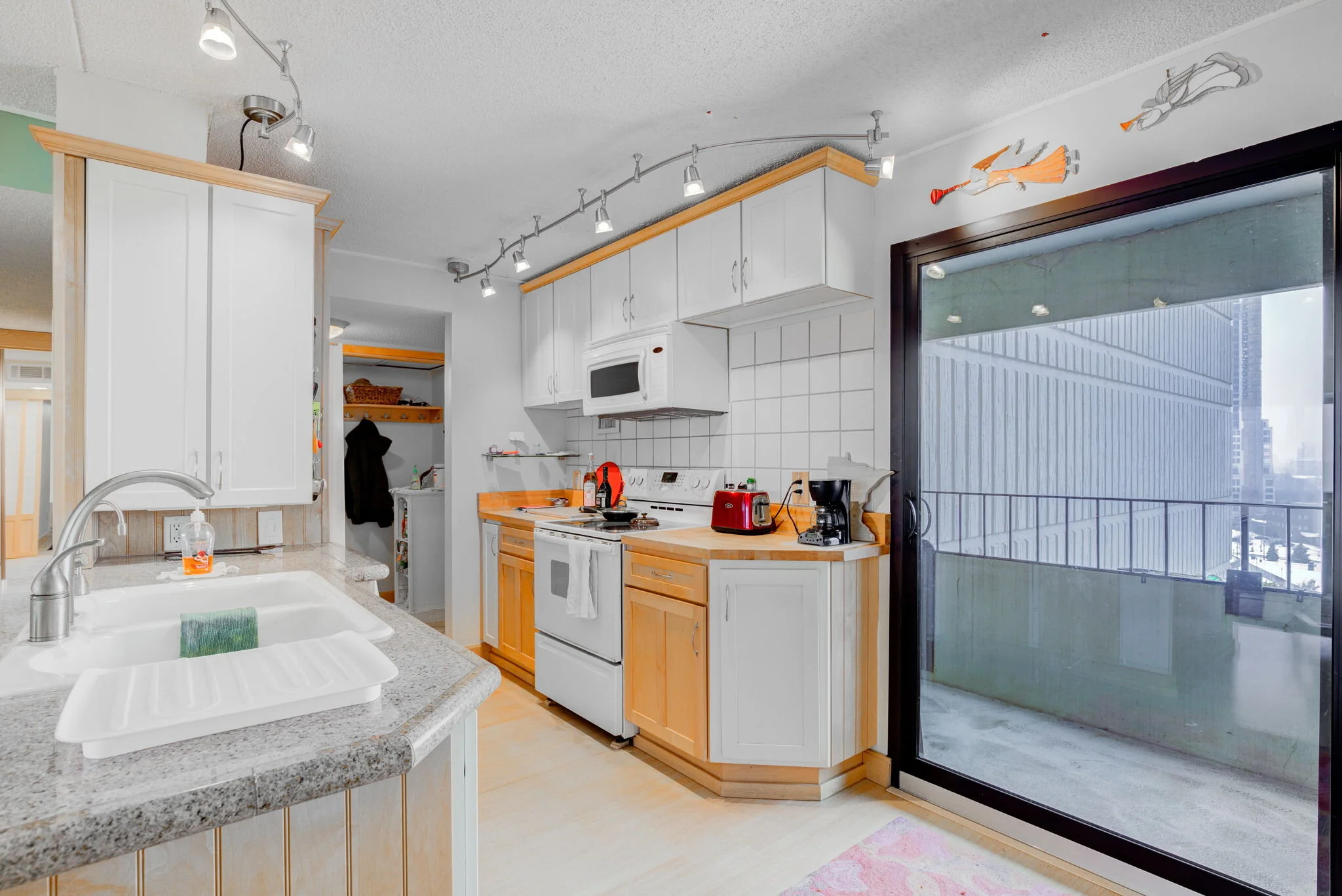 web_Kitchen-B.jpg