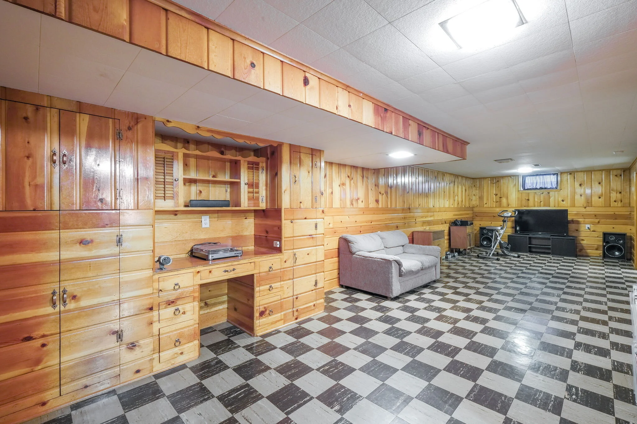 web_14-print-Family room (1)_update.jpg