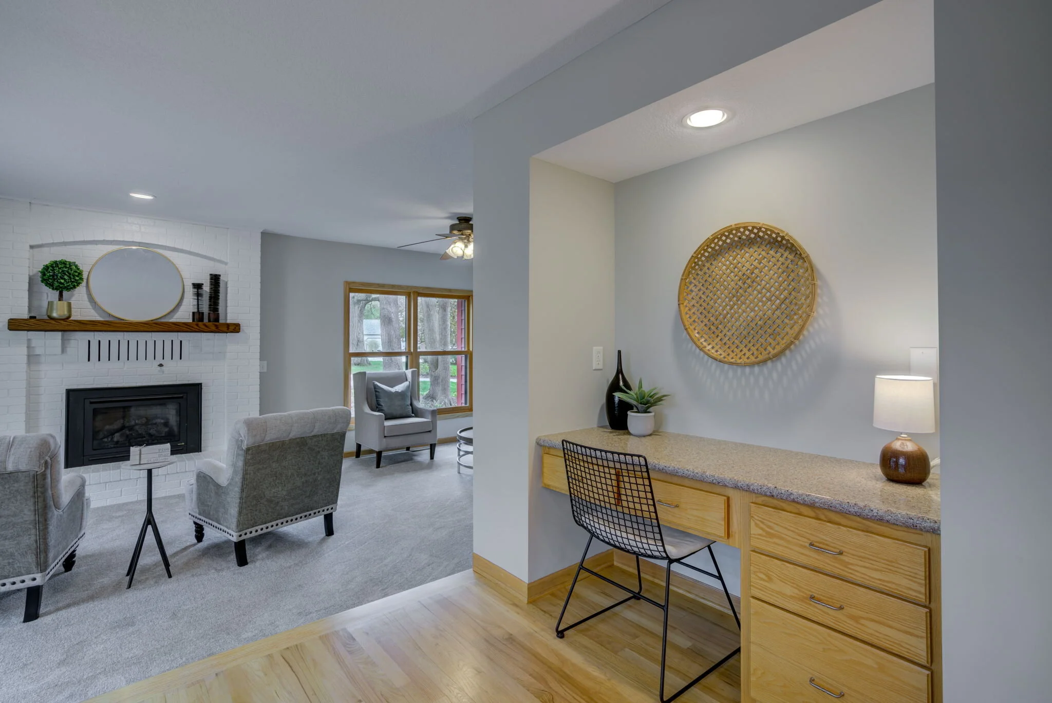 web_Built-in Desk.jpg