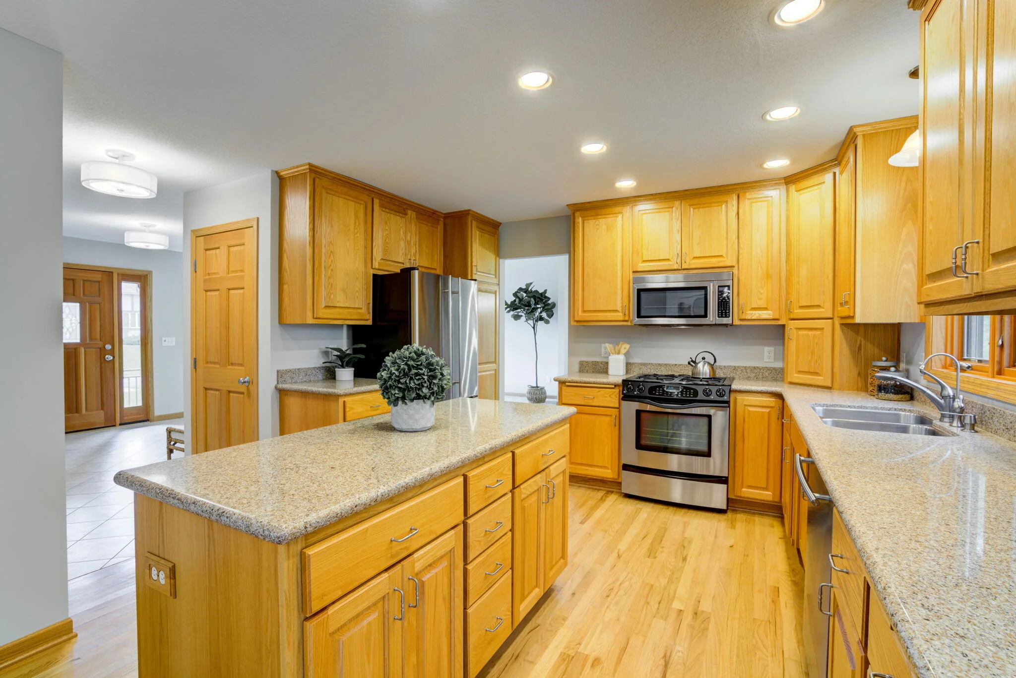 web_Kitchen 2.jpg