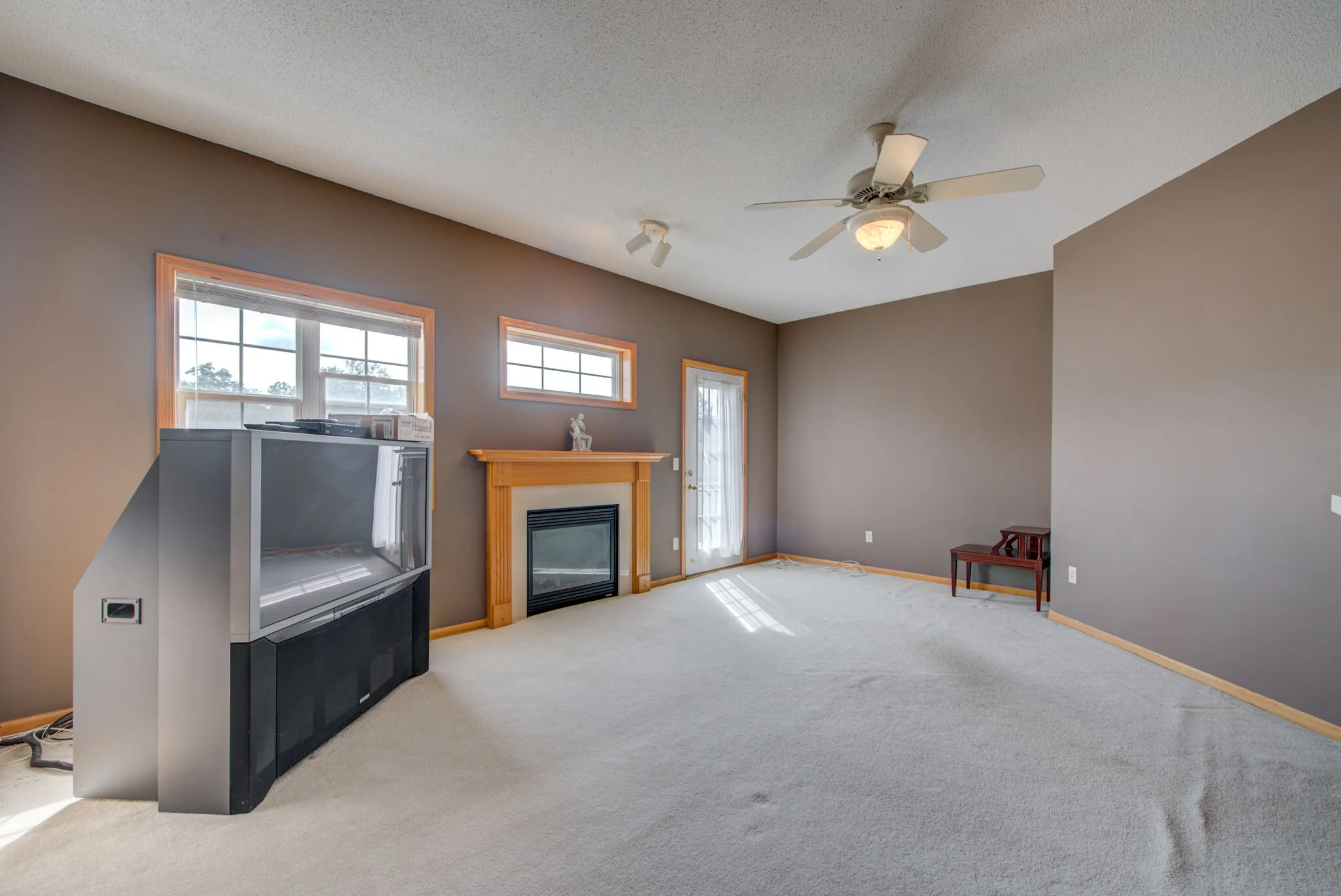 web_Living Room.jpg