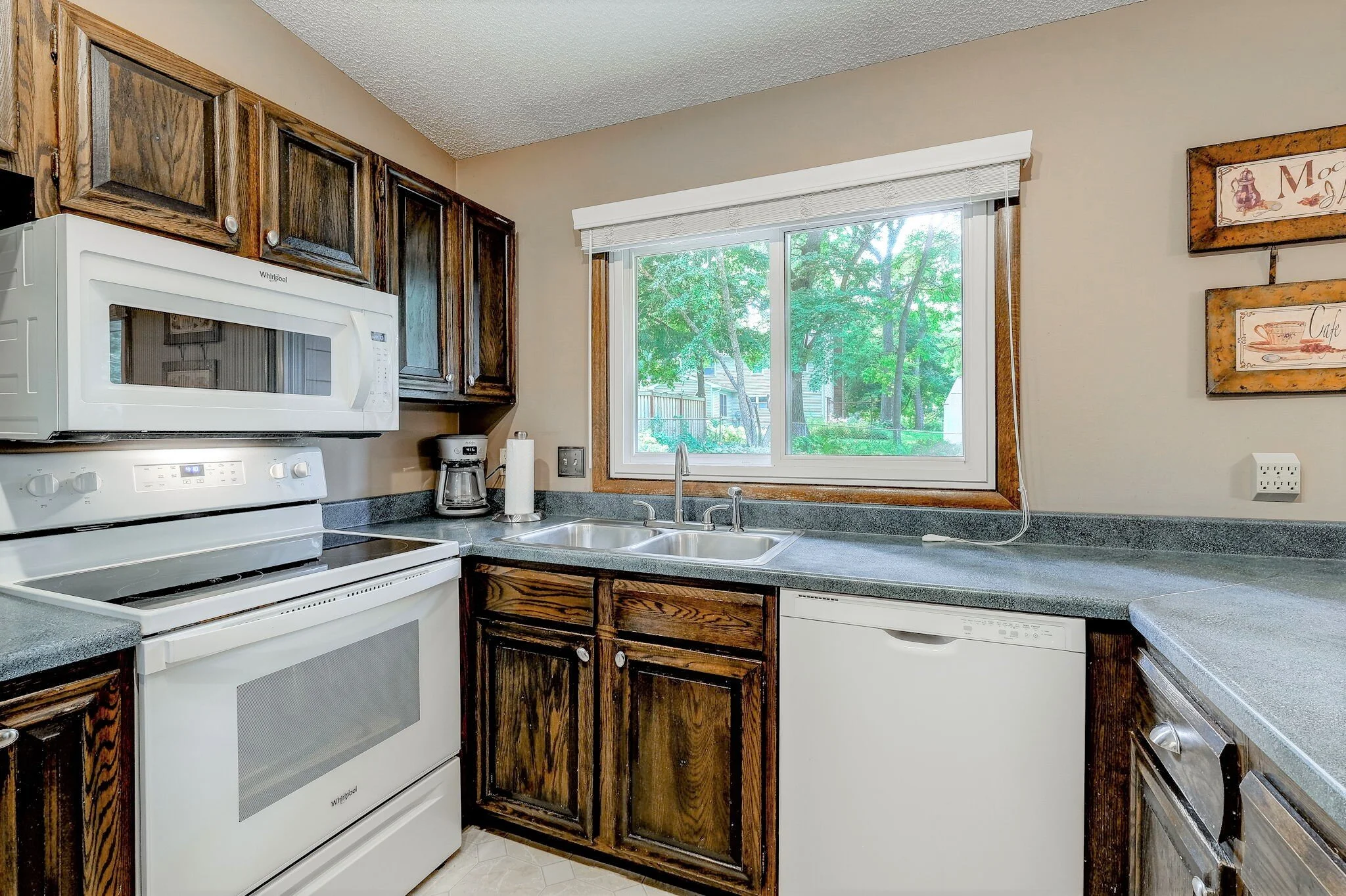 web_Kitchen (2).jpg