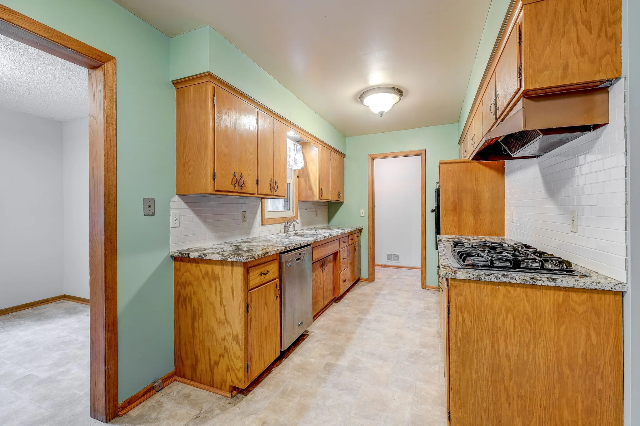 web_Kitchen (1) (2).jpg