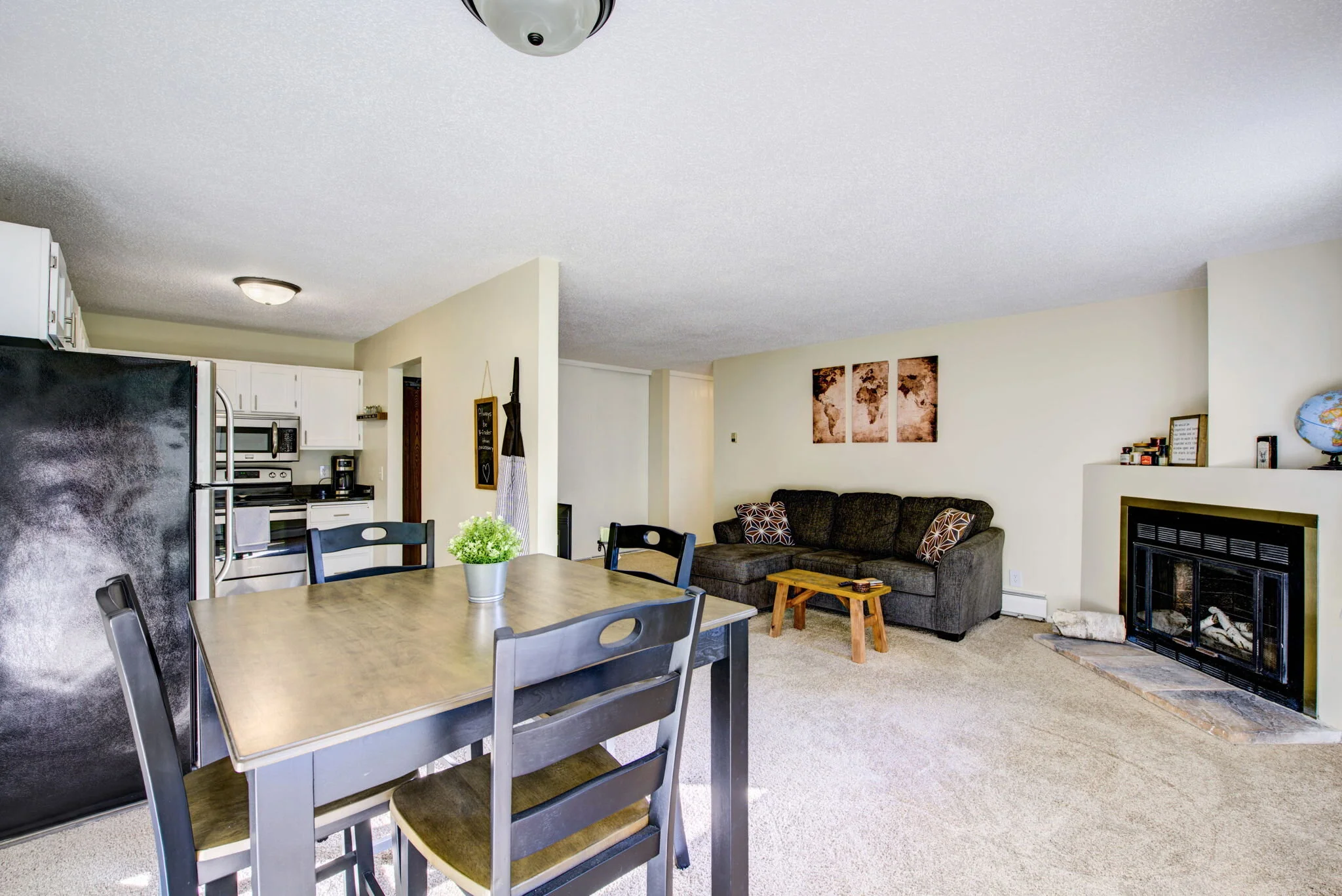 web_dining room 3 (1).jpg