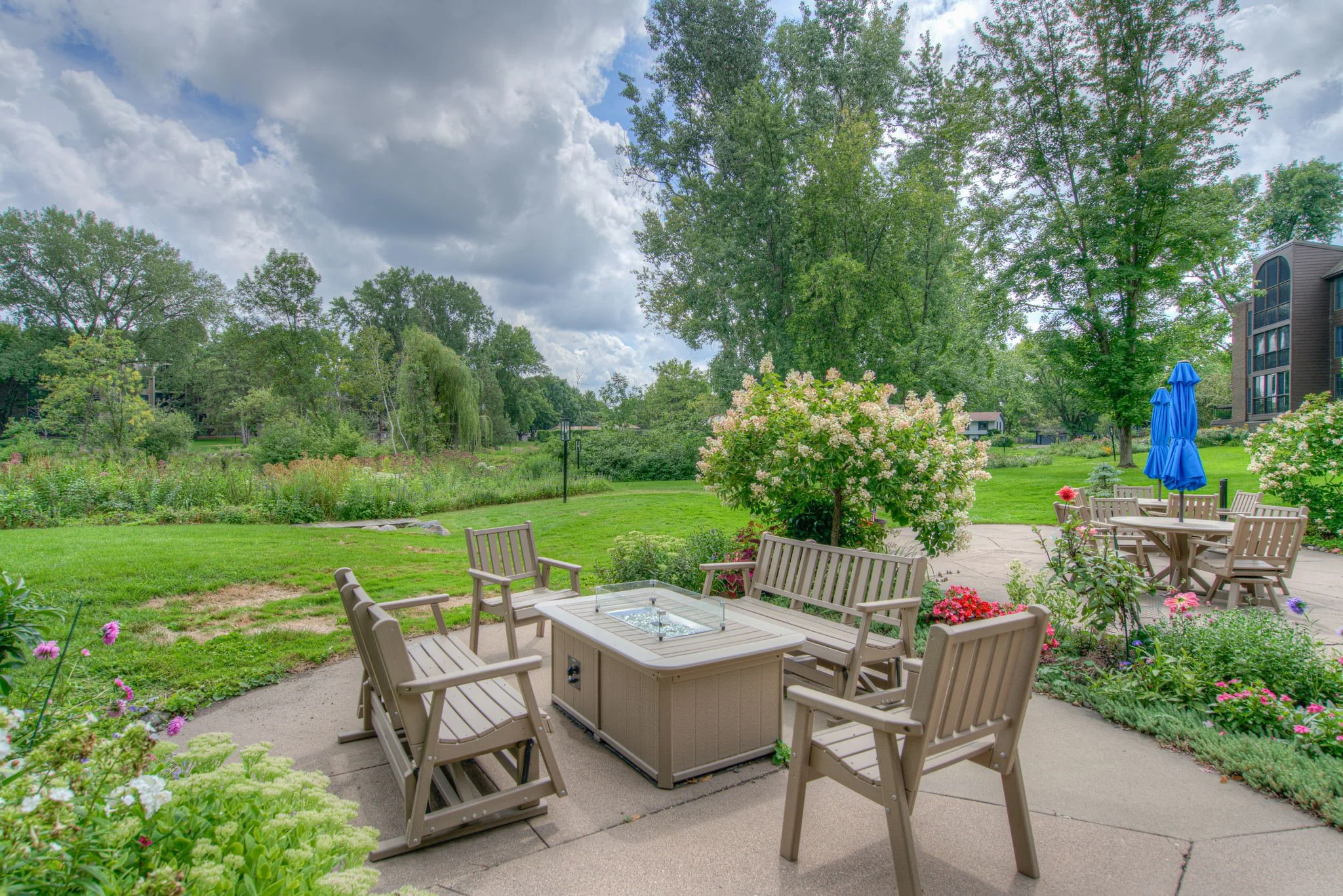 web_23 Patio 2.jpg
