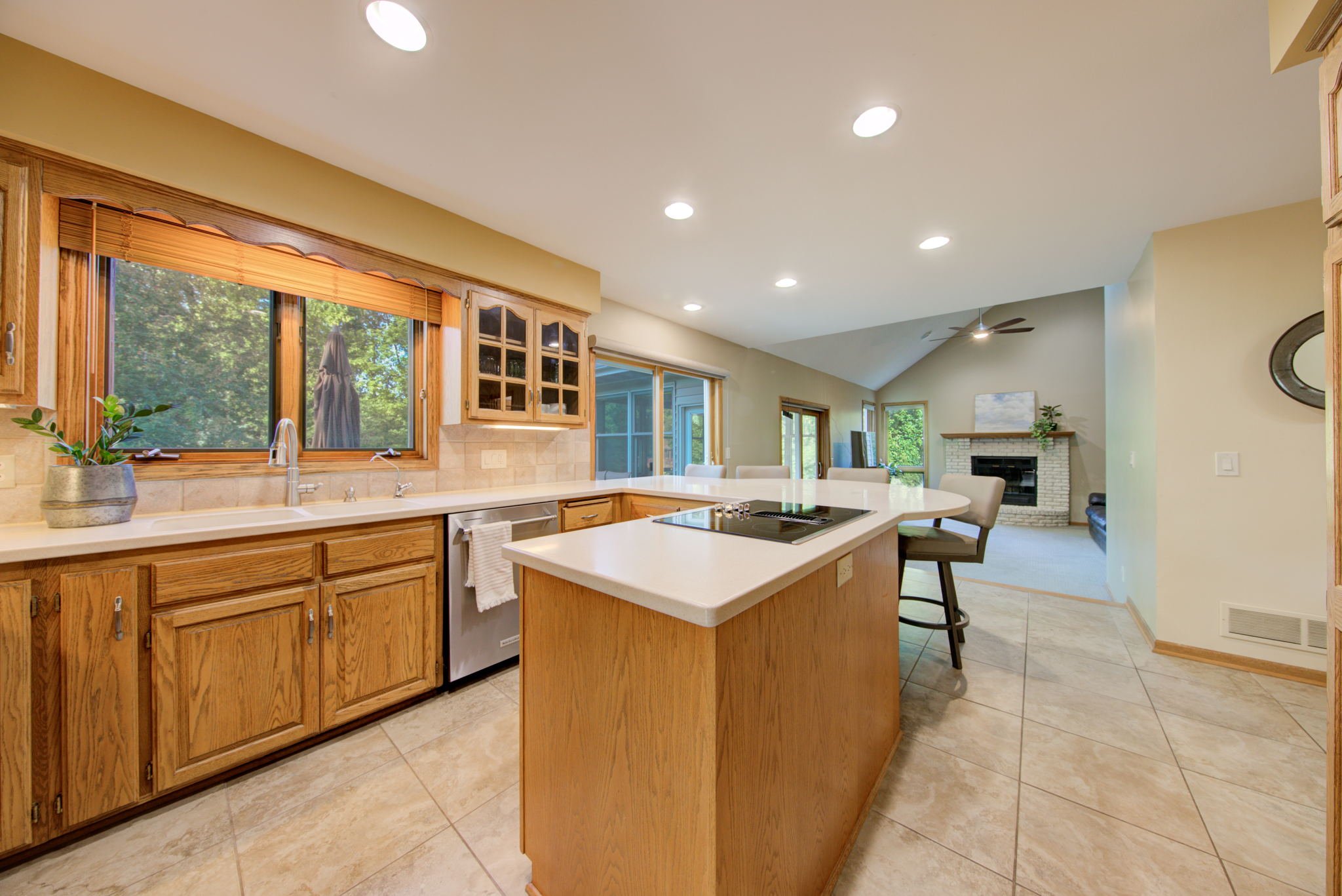 web_7 Kitchen.jpg