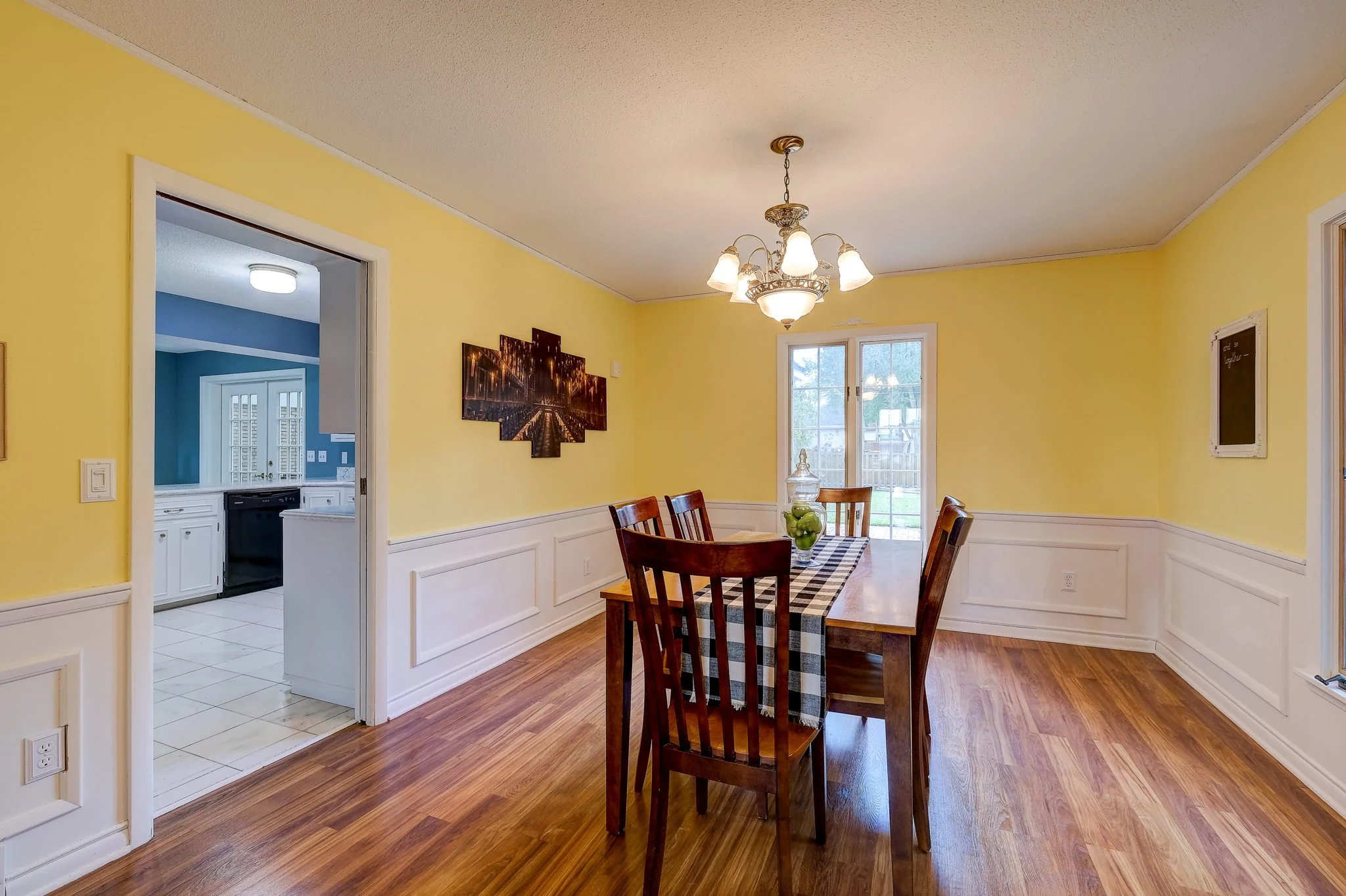 web_7 Dining room.jpg