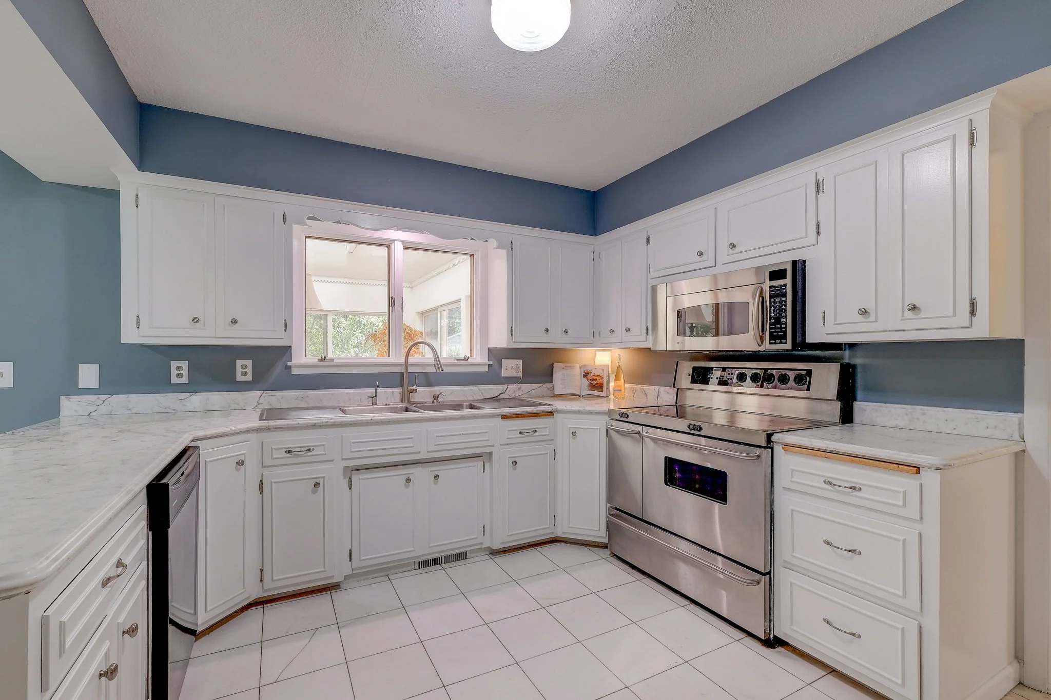 web_10 Kitchen.jpg