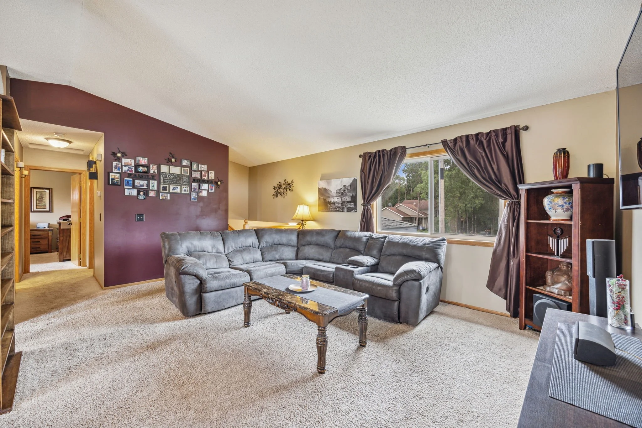 2-web-or-mls-02_Interior (1).jpg