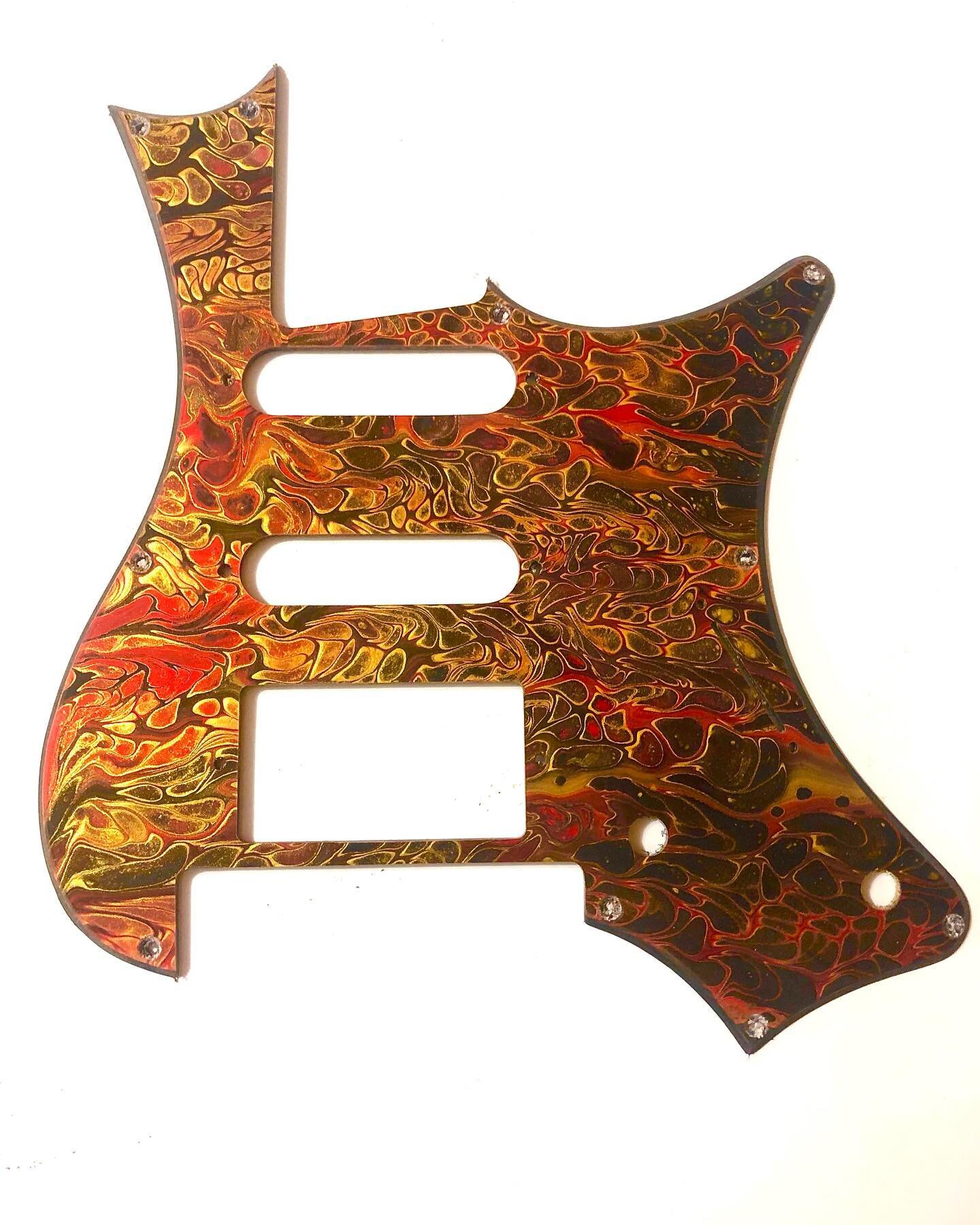 I made a magma inspired pickguard. It looks pretty wild in person. Link in bio #strandbergguitars #bodenclassic #pickguard