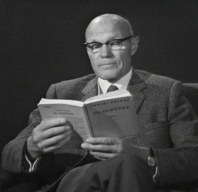 Video still from Tarjei Vesaas reading from&nbsp;"Is-slottet", for Opphavsrett NRK,&nbsp;1968