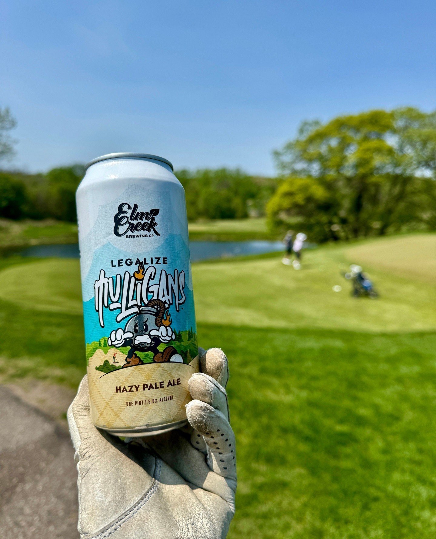 👀 Make sure you have the bev cart stop, you may find some of these gems nestled in the ice! ⁠
⁠
Who's hitting the links this weekend?? ⛳️⁠
⁠
🤩  Keller Golf Course in Maplewood has a whole cart full of these tasty treats!⁠
⁠
⁠
⁠
#elmcreekbrewing #mn