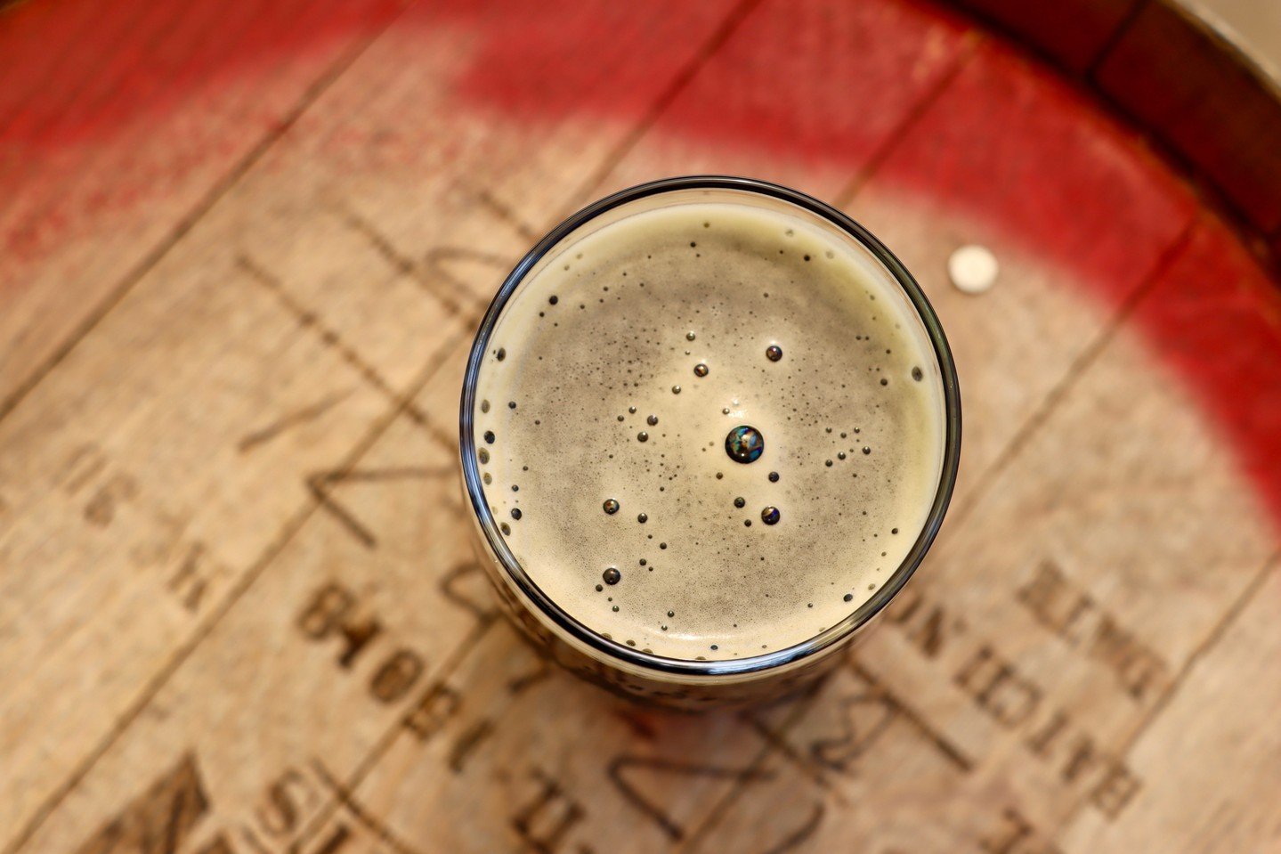If you're an expert at reading beer bubbles, then you already know what this pint says... if not, we will translate:⁠
⁠
&quot;Today is the perfect day to sip beers in the sun at Elm Creek Brewing&quot;⁠
⁠
We didn't write it, the beer did 😎 🍺⁠
⁠
⁠
⁠