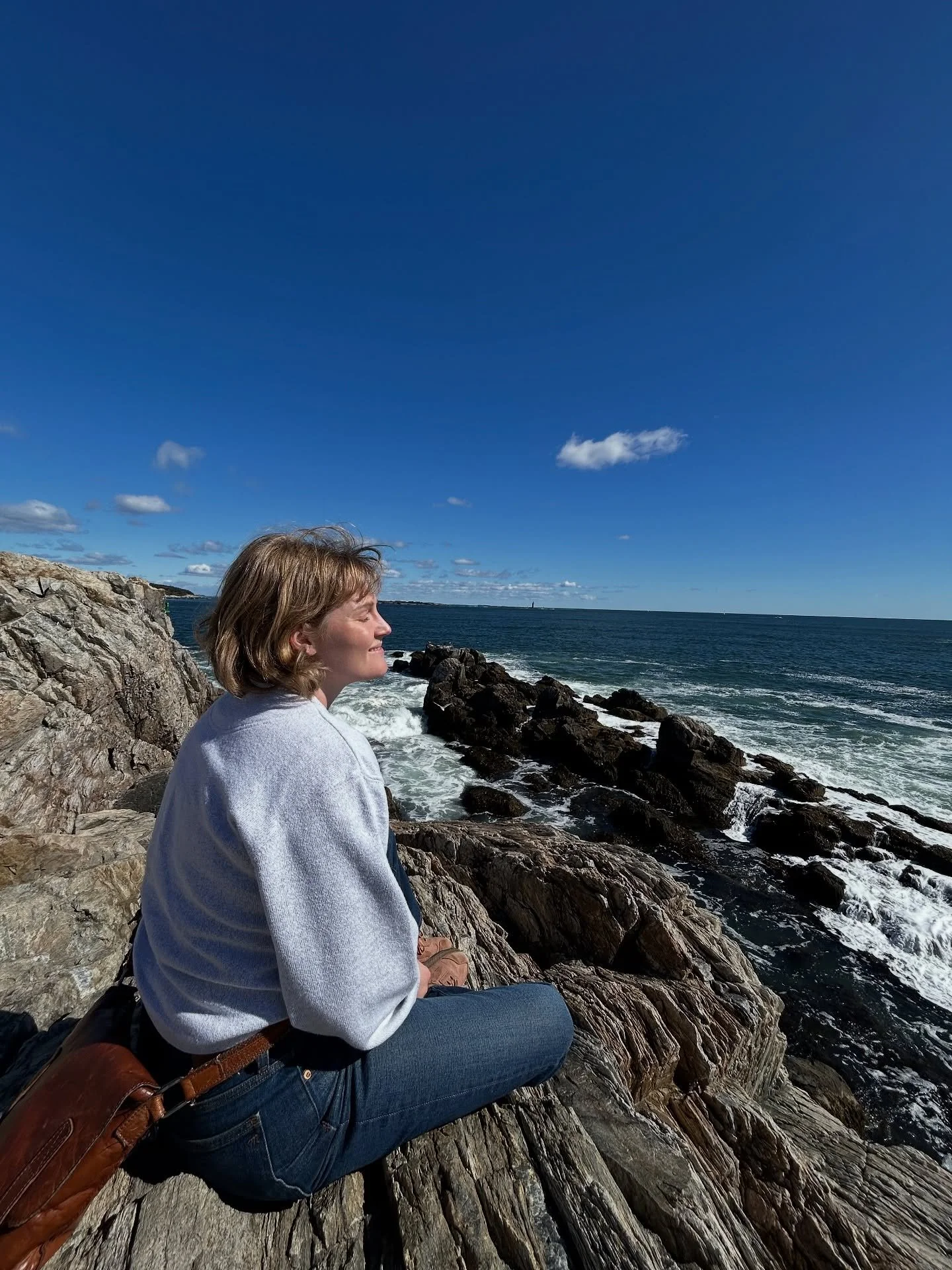 You&rsquo;re looking for answers outside of yourself
In the endless astrology videos, self help books, social media therapy posts, in your friend&rsquo;s thoughts or opinions, in what&rsquo;s worked for someone else. 

But what you&rsquo;ve never bee