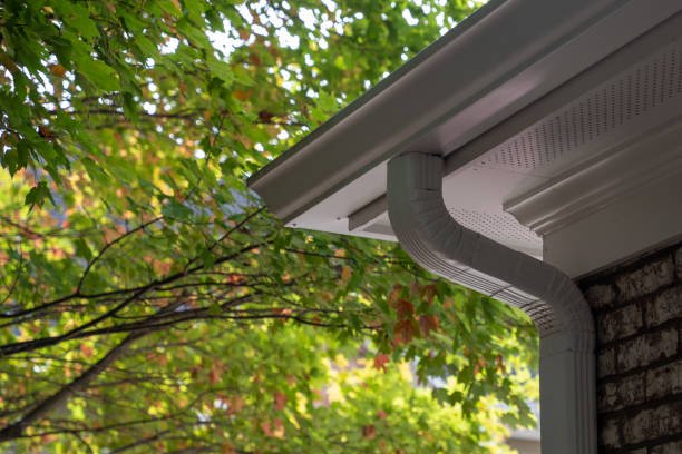 What Should I Look for When Selecting a Contractor for Gutter Installation in Calgary?