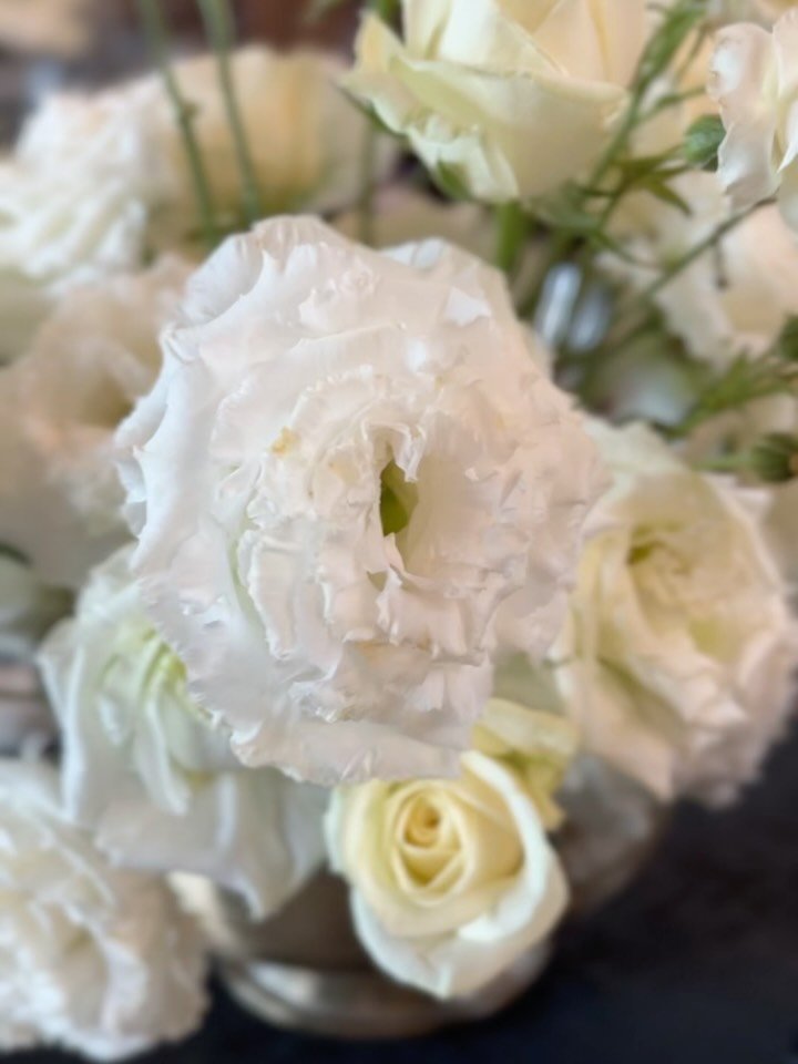 Classic white on black and gold. Real photos to follow. 

Massive thanks to @lbkilby and @lesliedperson for the assist. 

venue: @sodopark 
planning: @laurenledesmaevents