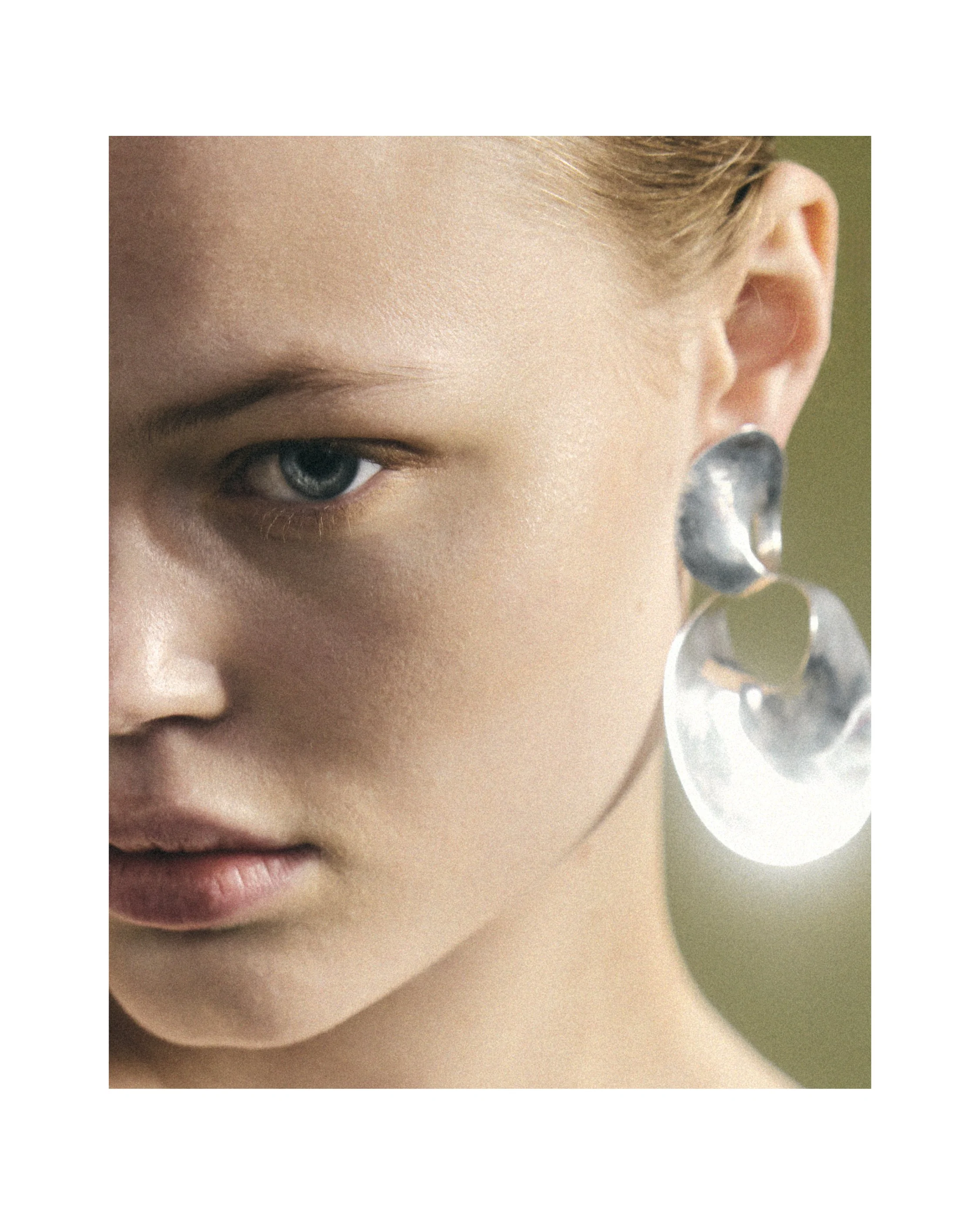 Seung Rok, Jaque Di Condio // Alice D, issue 12