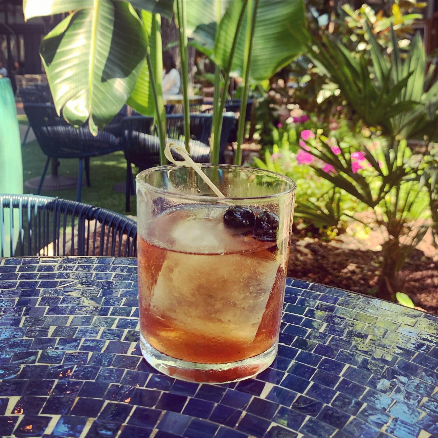 Happy Father&rsquo;s Day y&rsquo;all! Enjoy this complimentary cocktail today&mdash;just ask your server for one when you get here 🤩 Deets below:

KEVIN THE DAD 
rye whiskey. blended scotch. berry liqueur. dry vermouth. islay mist. 

In other words,
