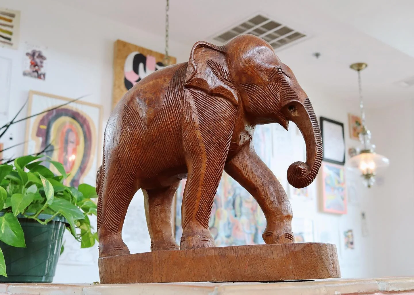 Elephants symbolize good fortune among cultures around the world and we want to share all that good energy with you. Swipe right for a laugh--it may be the cutest thing we&rsquo;ve ever seen 💌