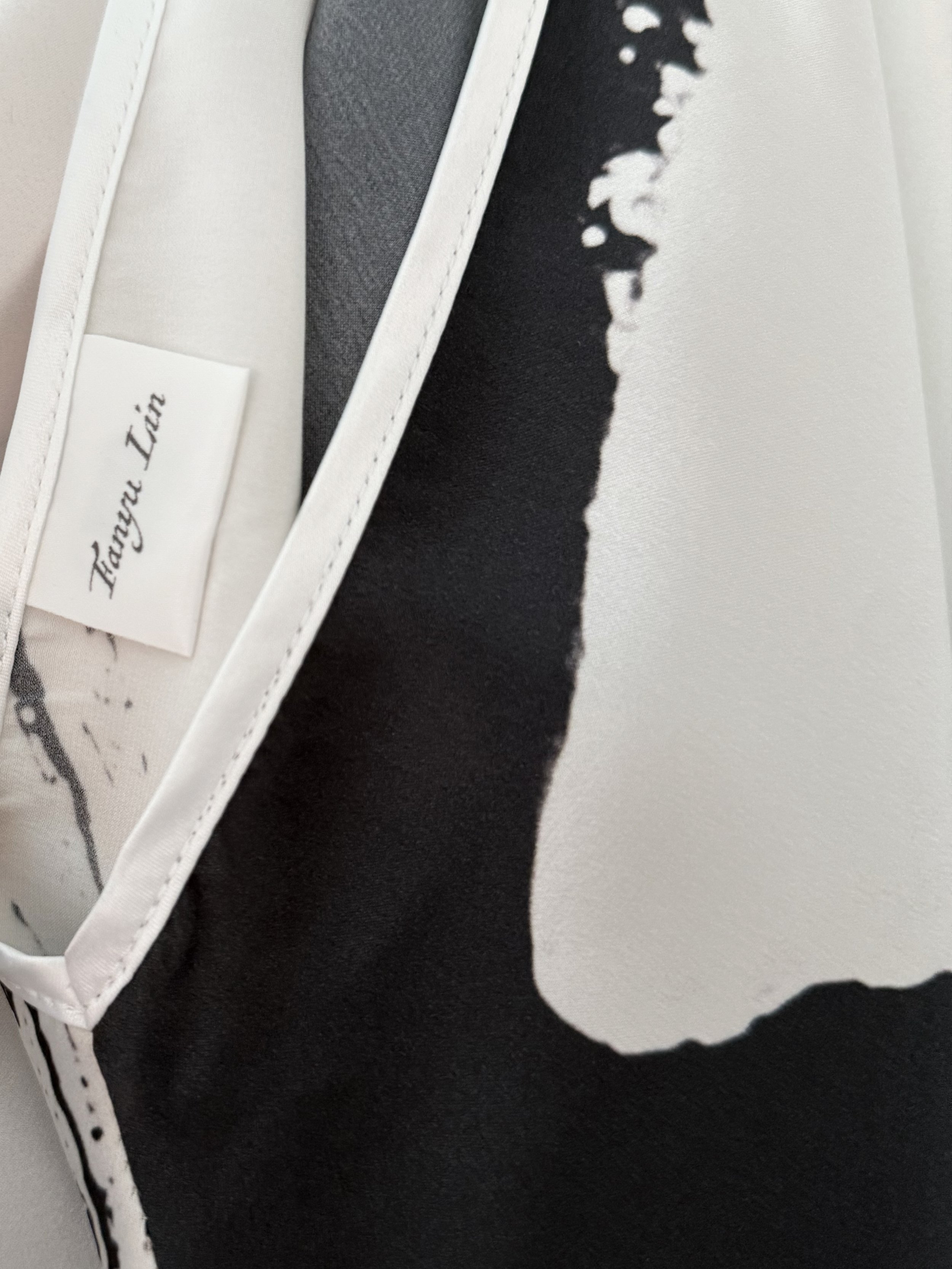 Fanyu Lin, Heart Dress, Label.jpg
