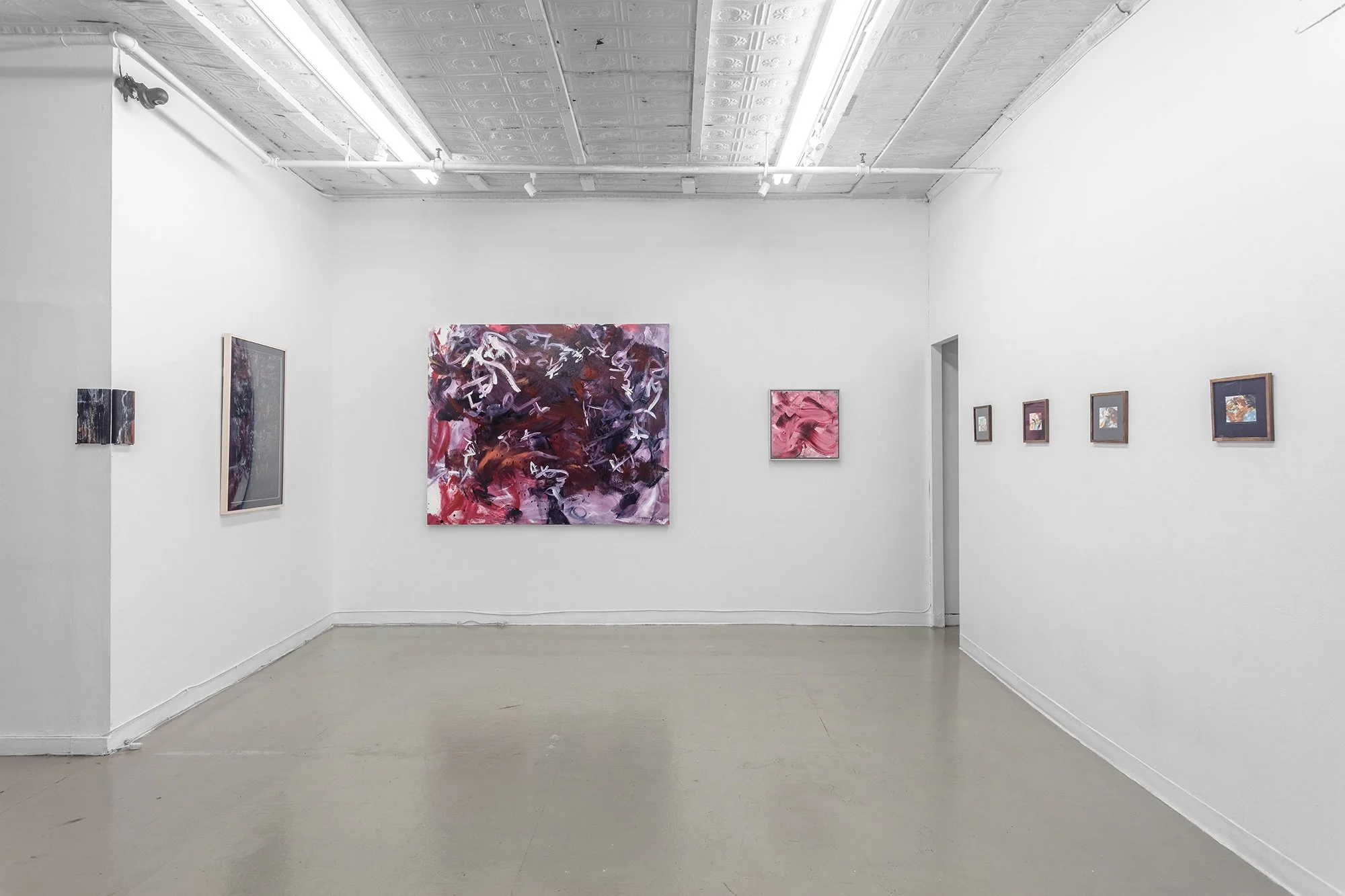 Fanyu Lin, The Line That Forgot Its Name_Installation View_6.jpg