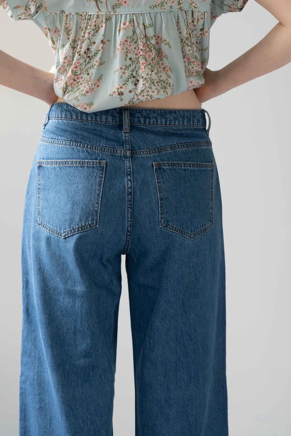 nico-jeans.jpg
