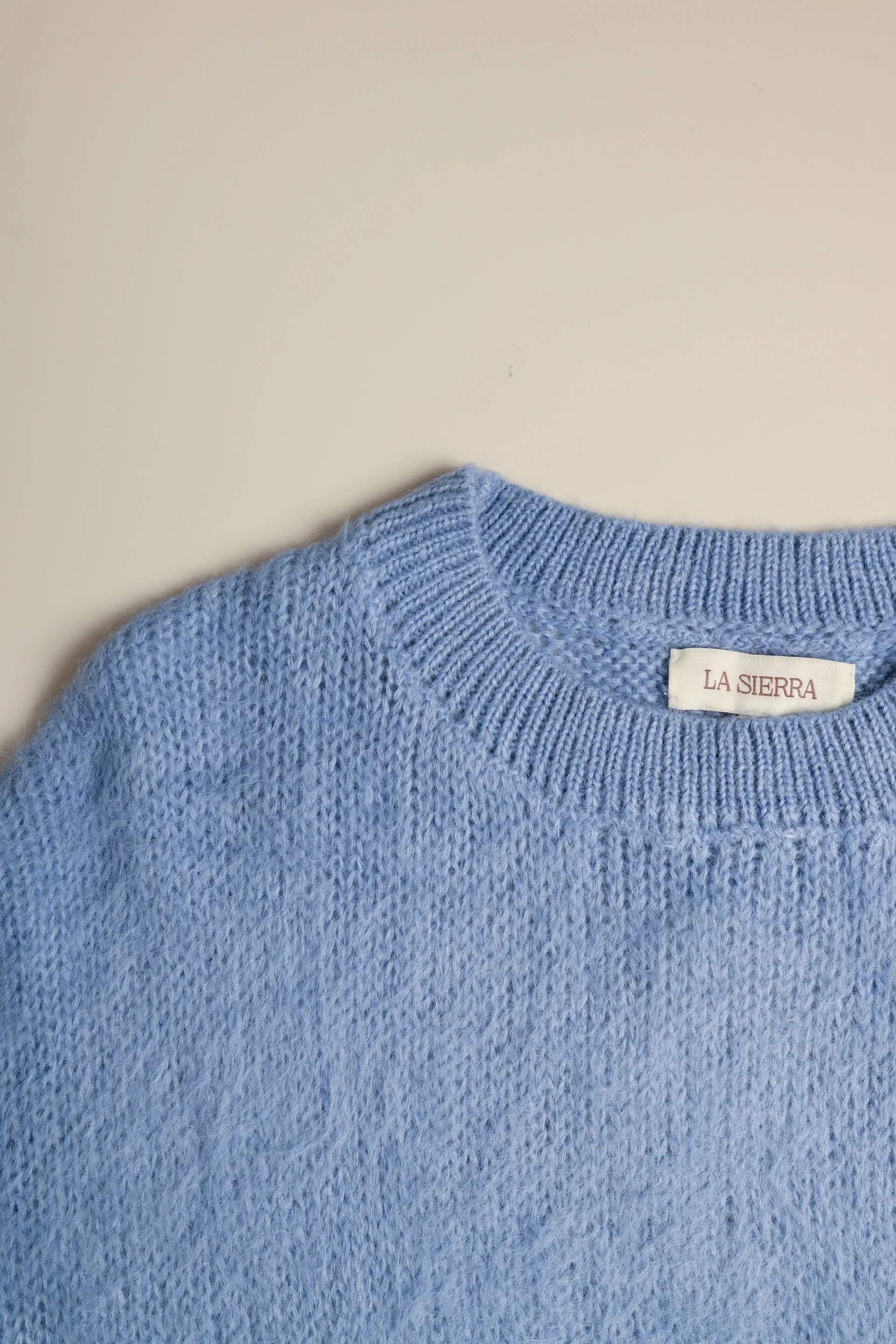 la-sierra-suri-alpaca-crew-neck-jumper-sky-blue-sweater.webp